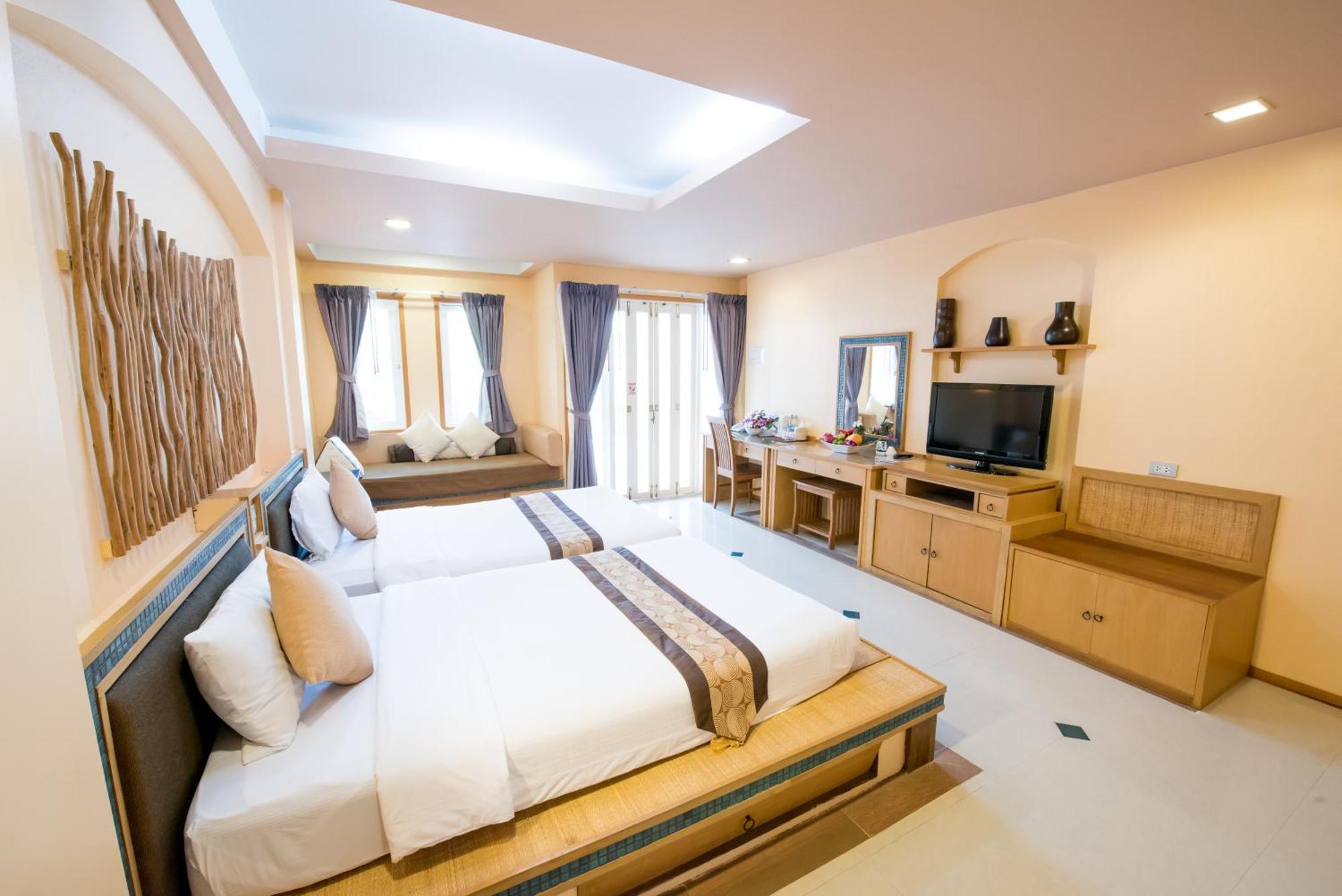 Deluxe Double or Twin Room Sea View