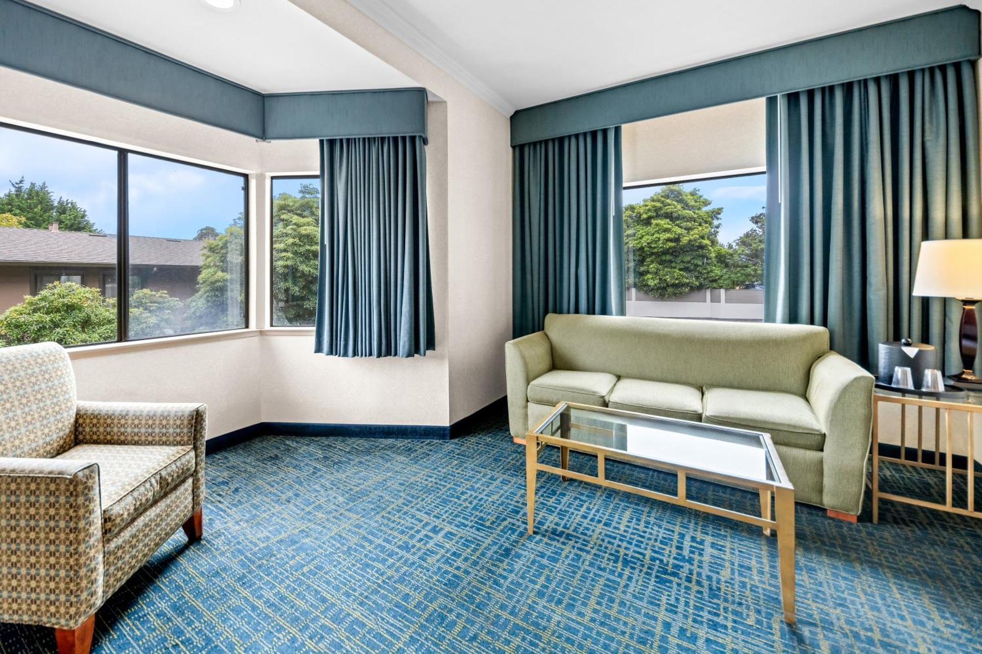 Kamer met Kingsize Bed en Slaapbank - Rookvrij