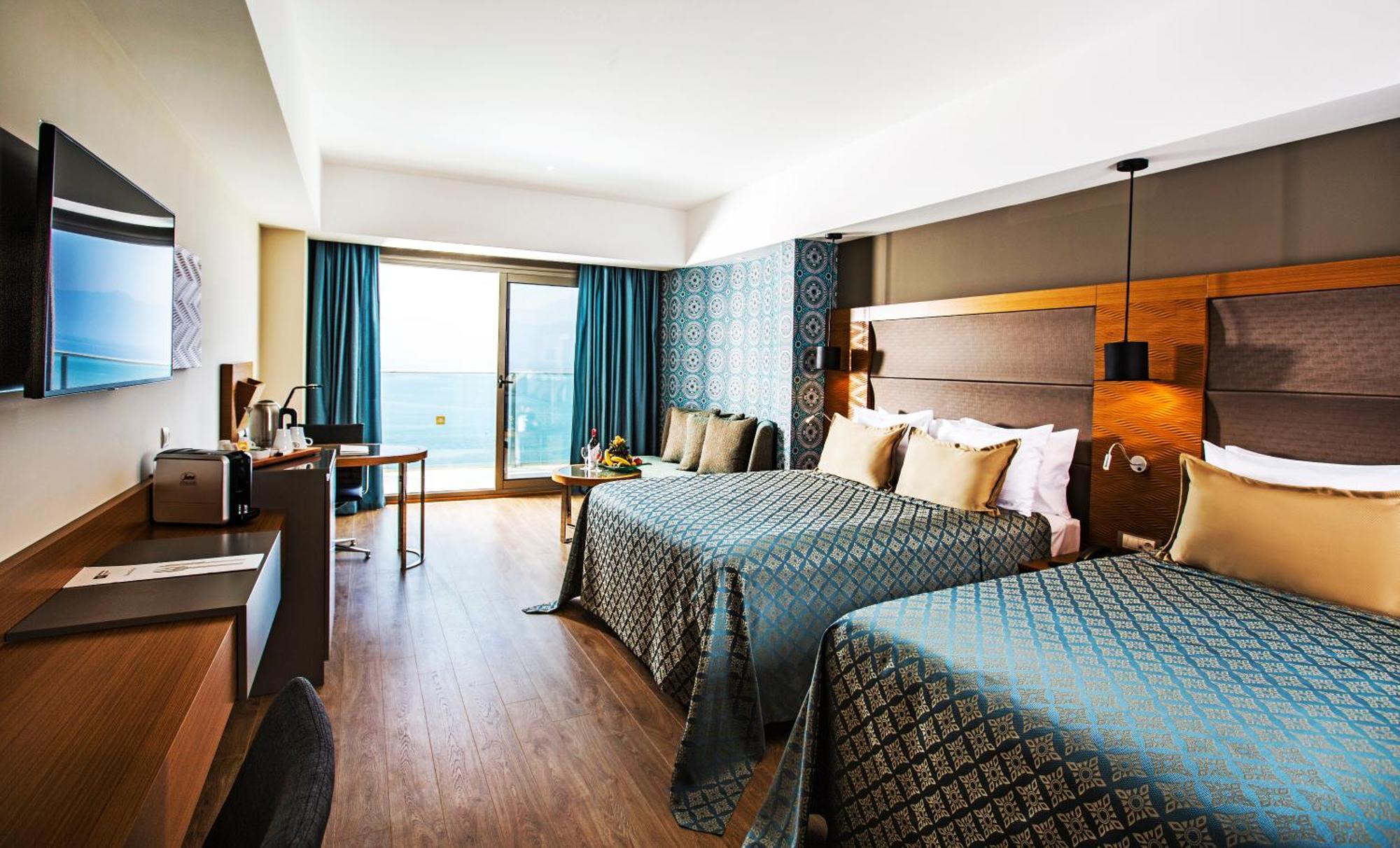 Deluxe Double or Twin Room Balcony