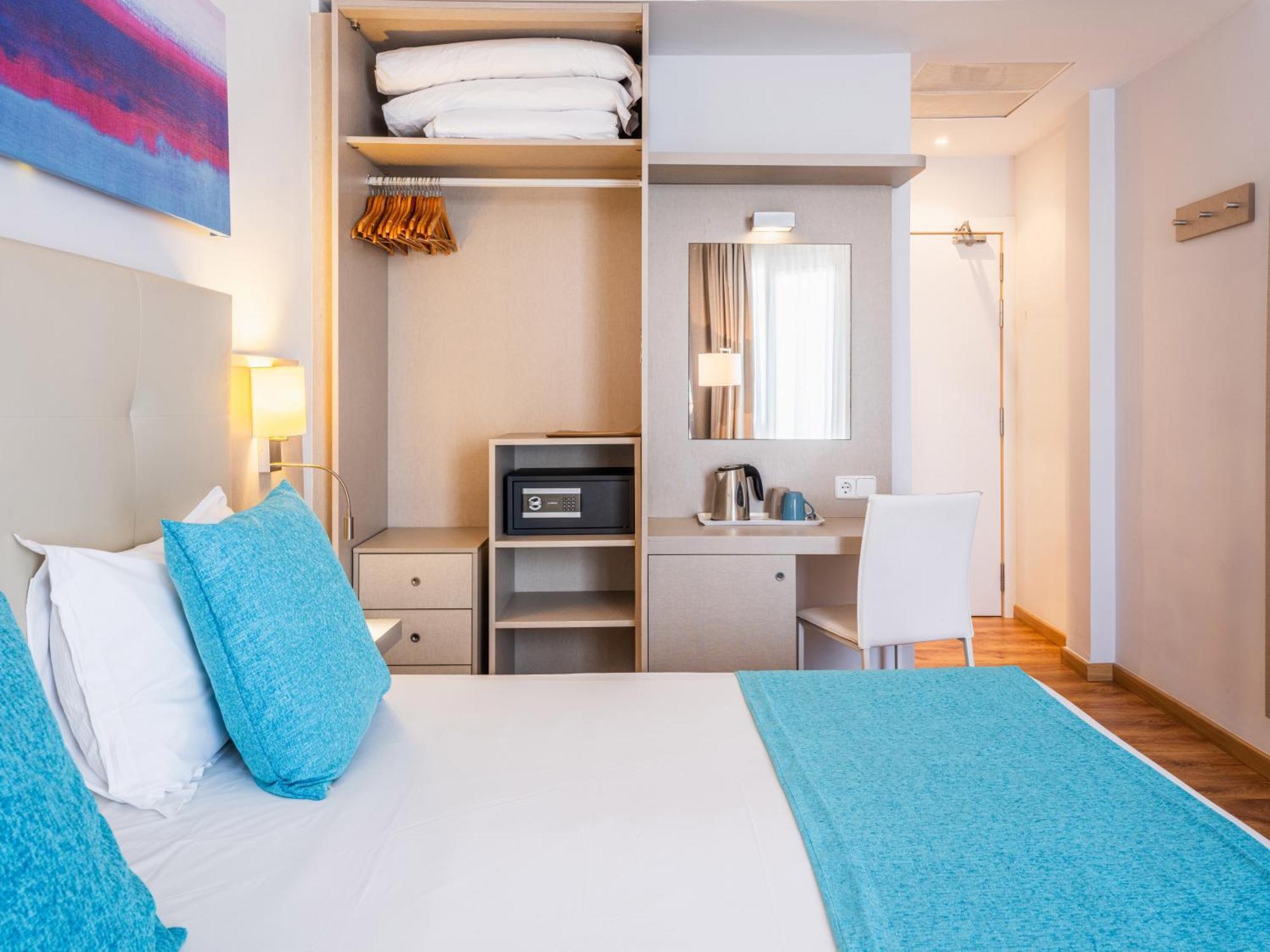 Standard Double Room,764253970:JPEG