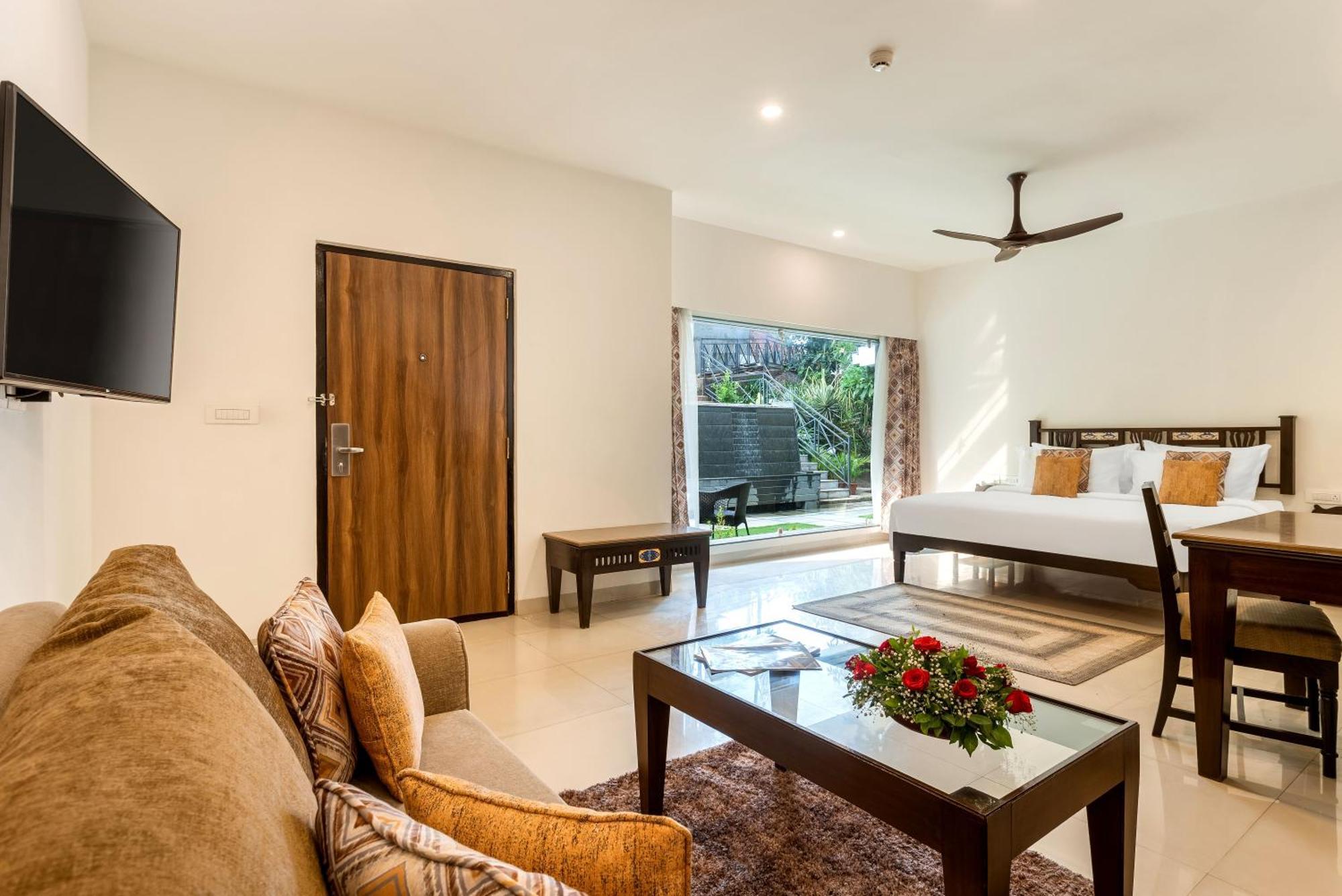 Hill View Deluxe Double  - 15% Discount on Food & Beverages (Not Applicable on Room Service)