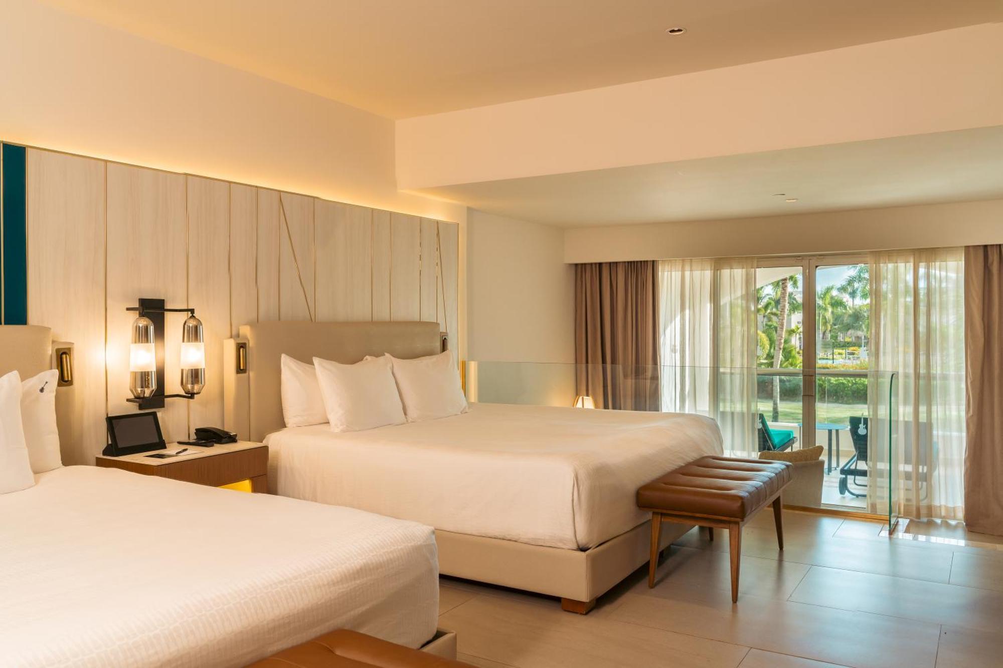Islander Junior Suite met 2 Kingsize Bedden en Slaapbank