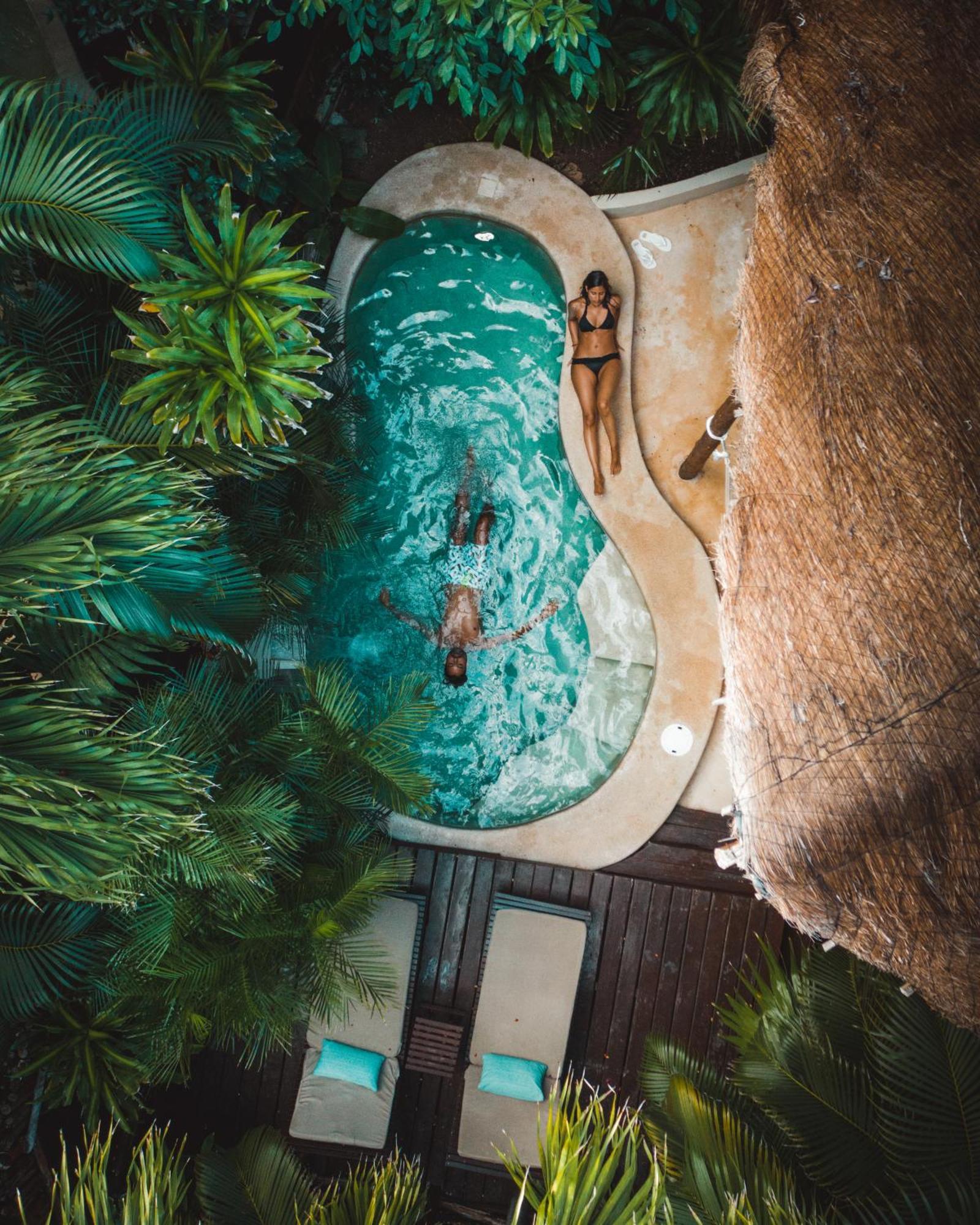 Luxury Villa,1611080735:JPEG
