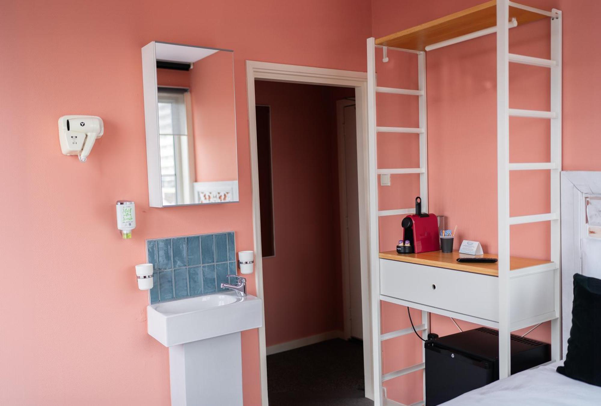 Small Twin Room