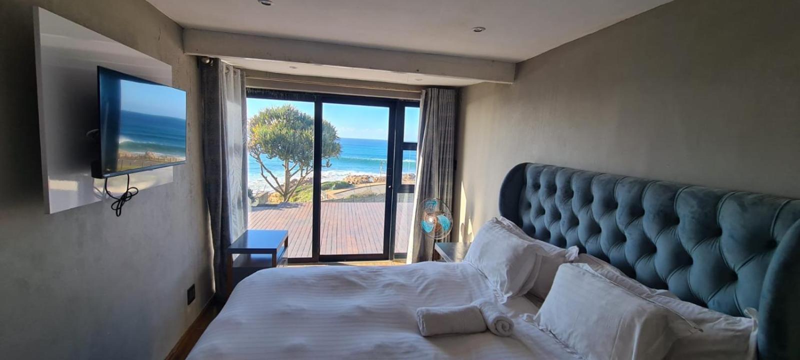 Queen Room with Sea View