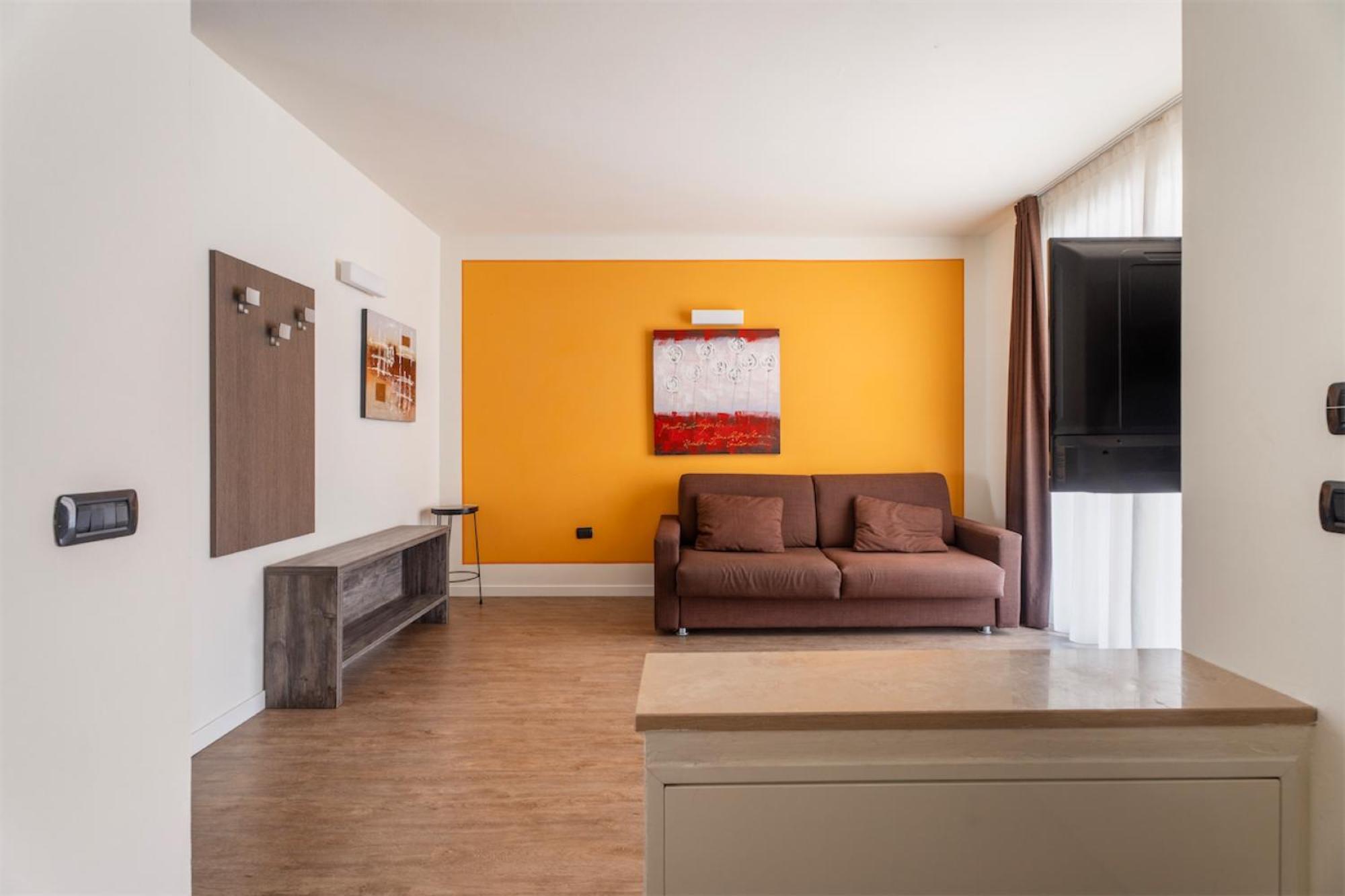 Apartment mit 2 Schlafzimmmern und eigenem Pool