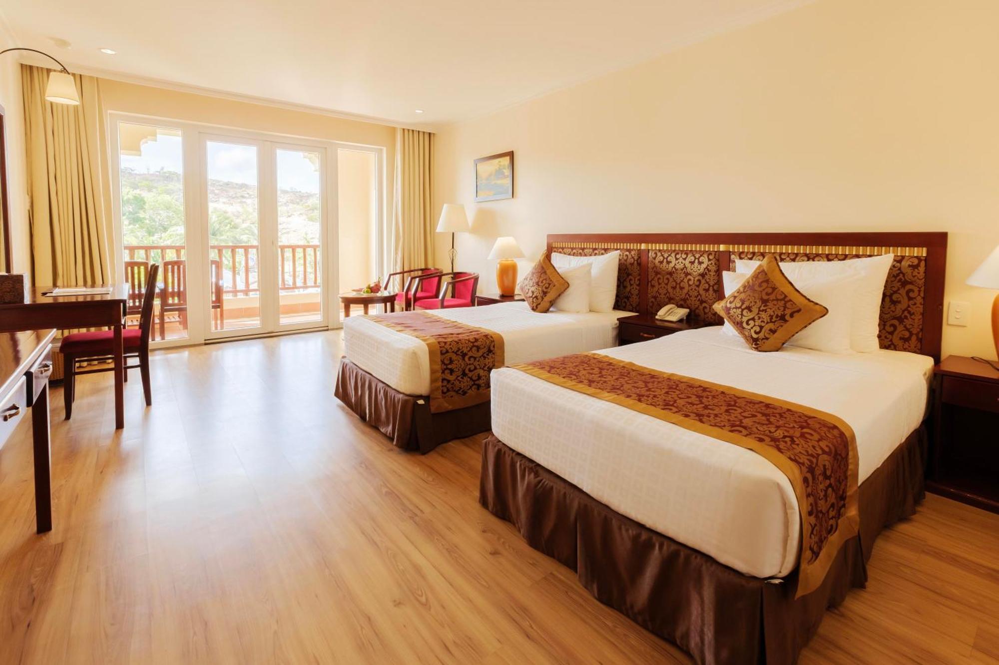 Deluxe-Zweibettzimmer mit Hügelblick