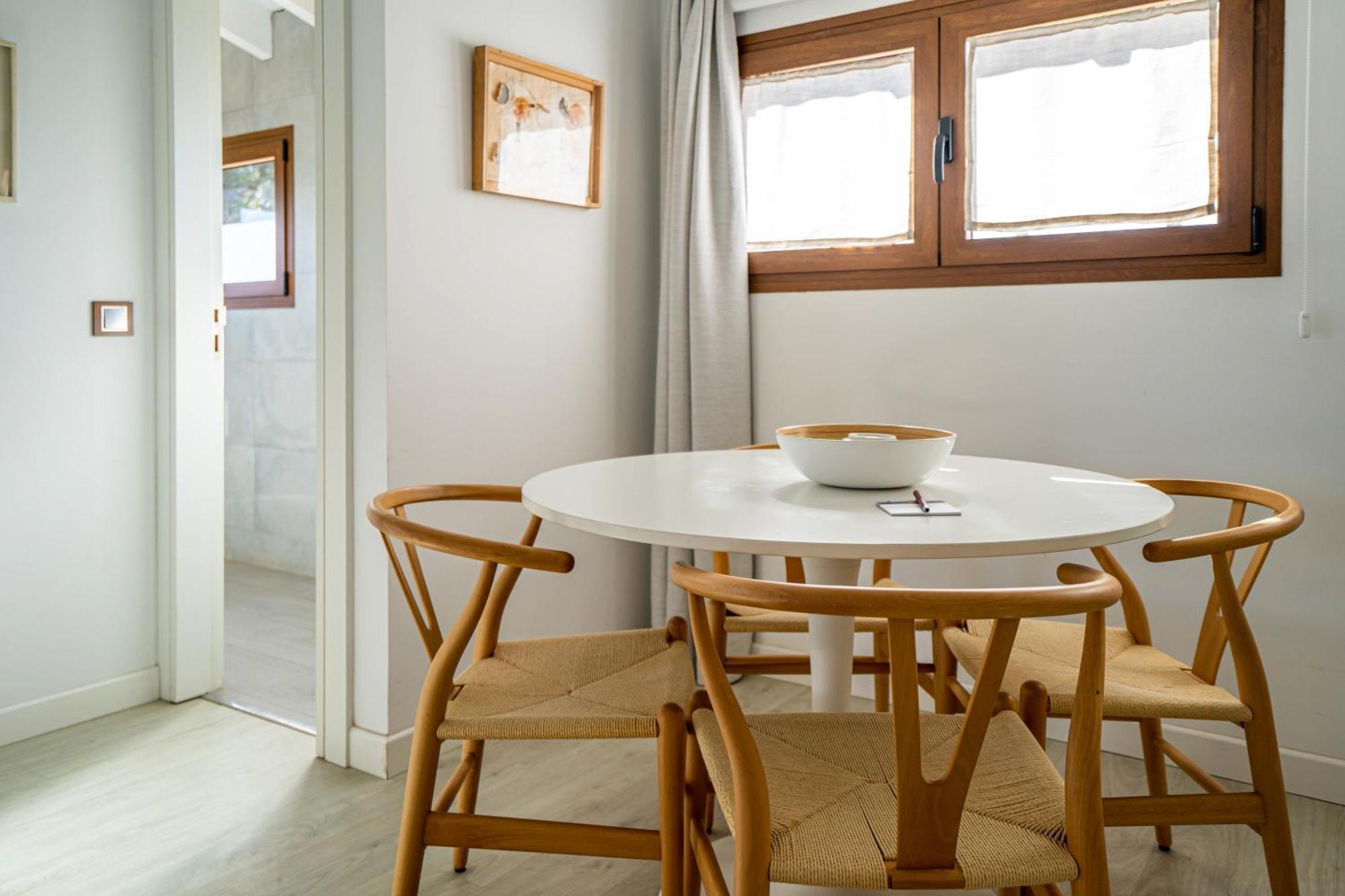 One-Bedroom Standard Apartment,1614355718:JPEG