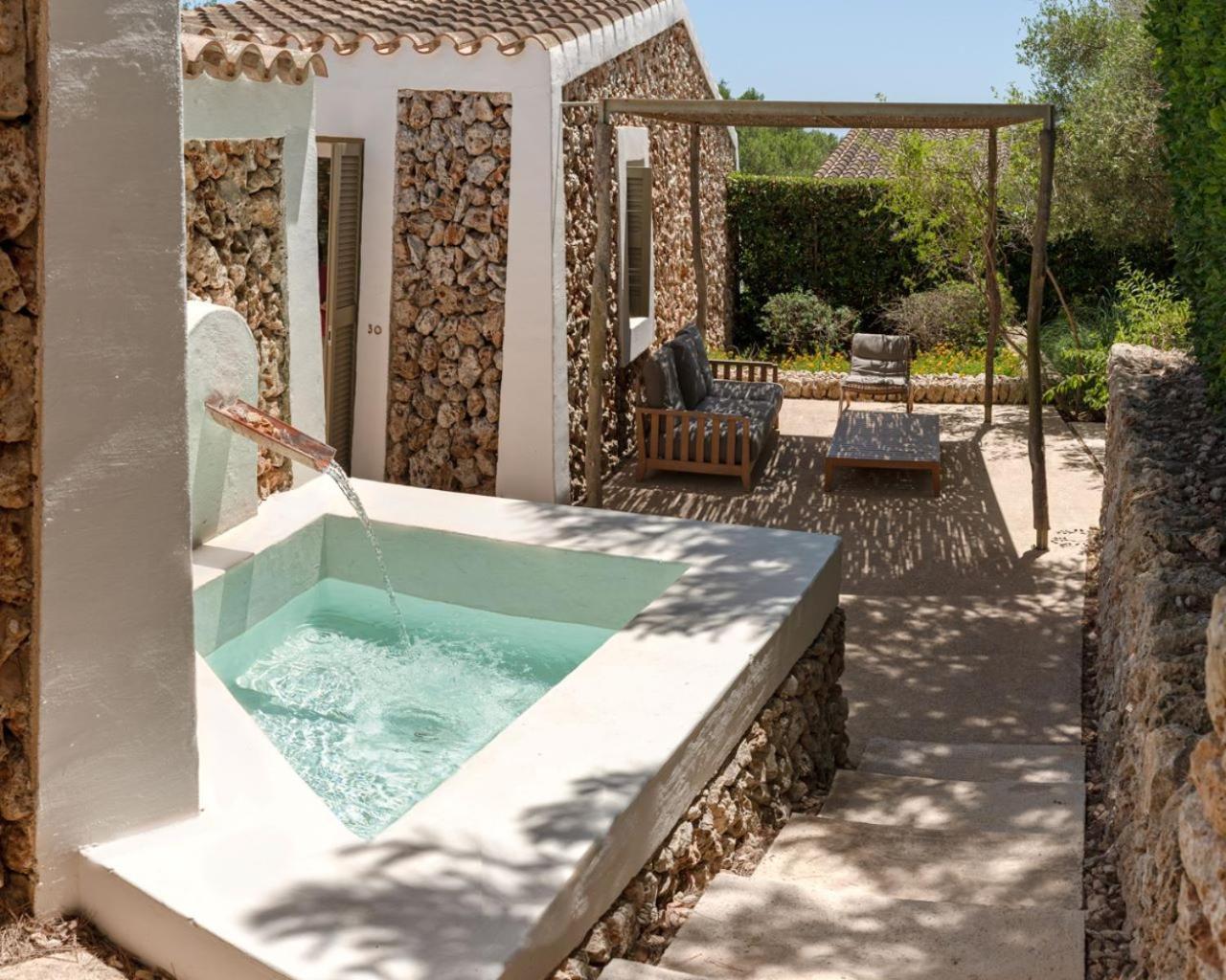 Suite Junior con vistas al jardín