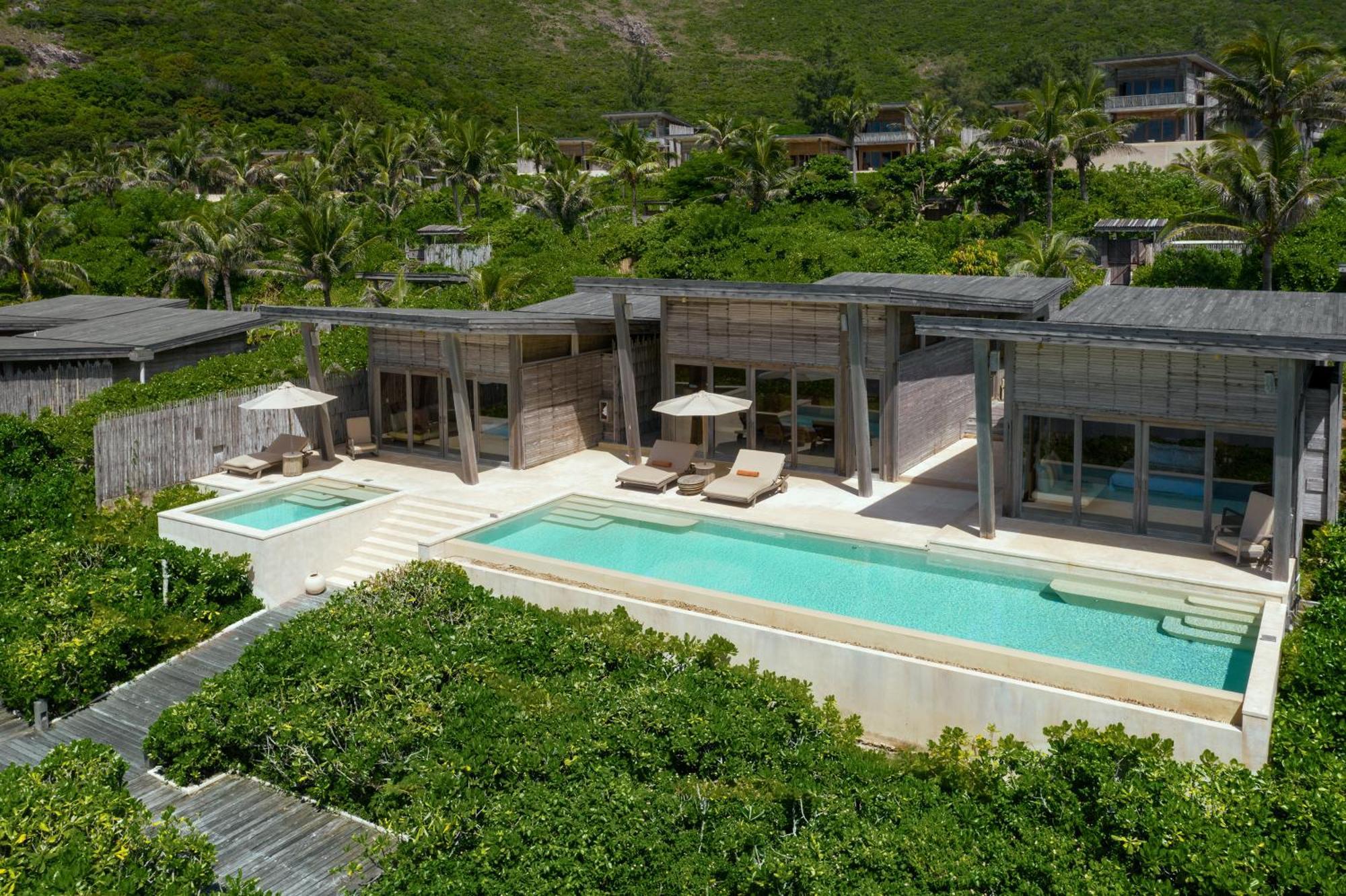 Beachfront 2-Bedroom Pool Villa