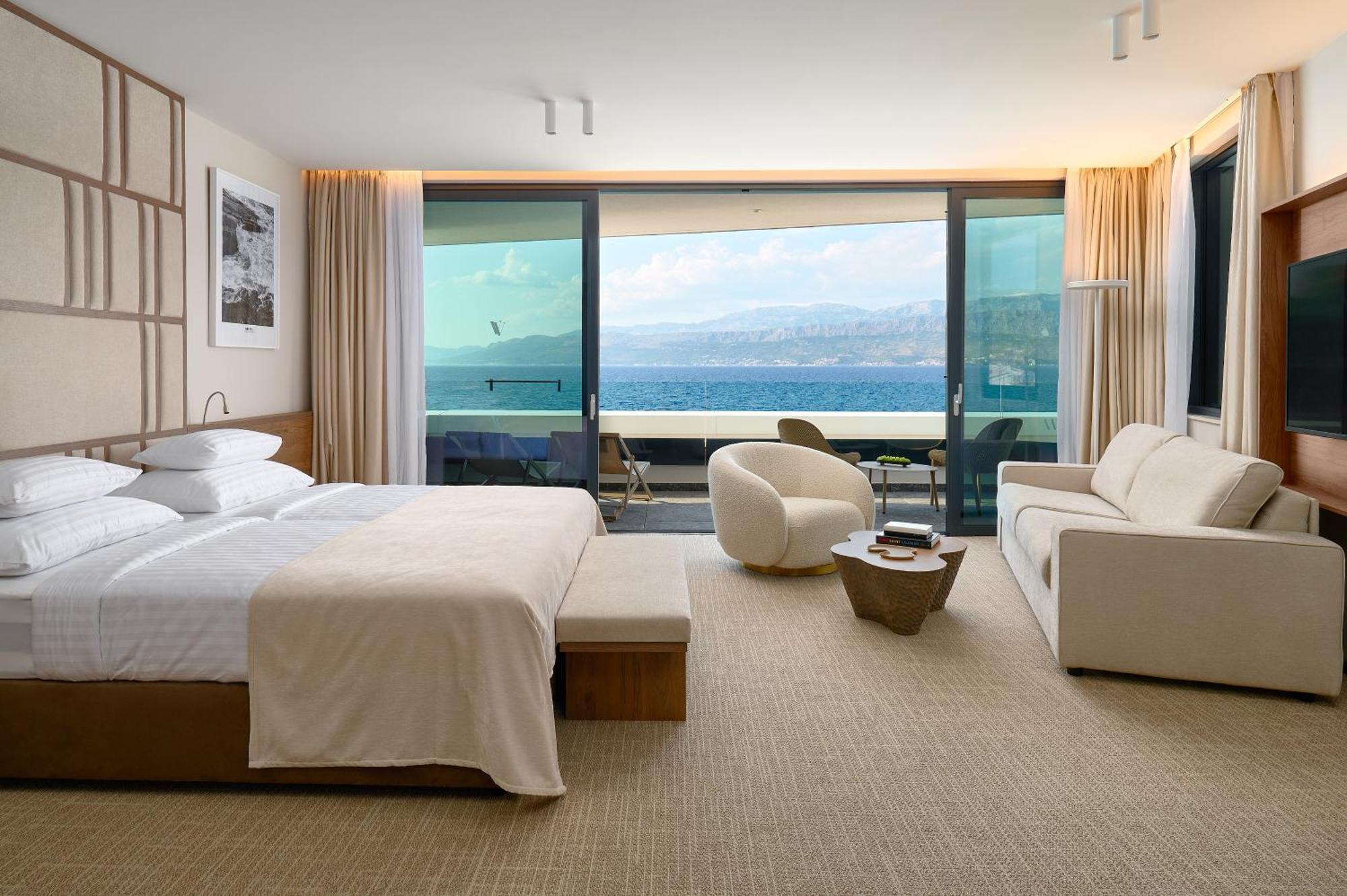 Suite with Sea View