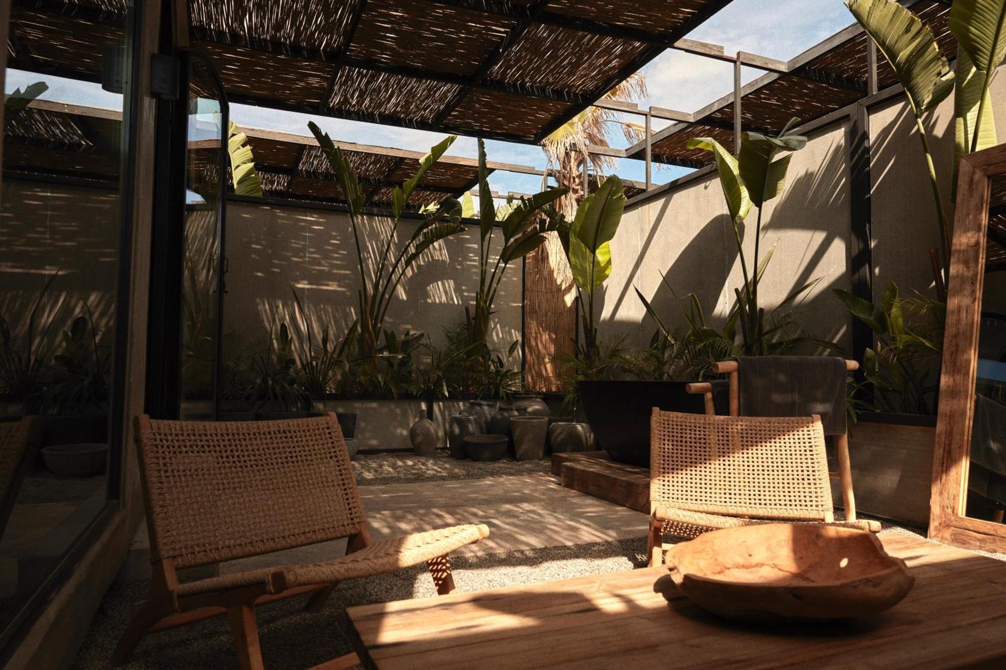 Doppelzimmer mit Patio