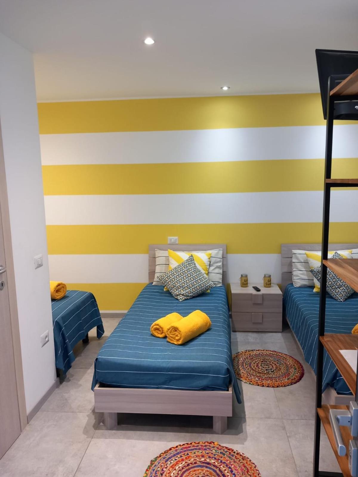 Dreibettzimmer mit eigenem Bad