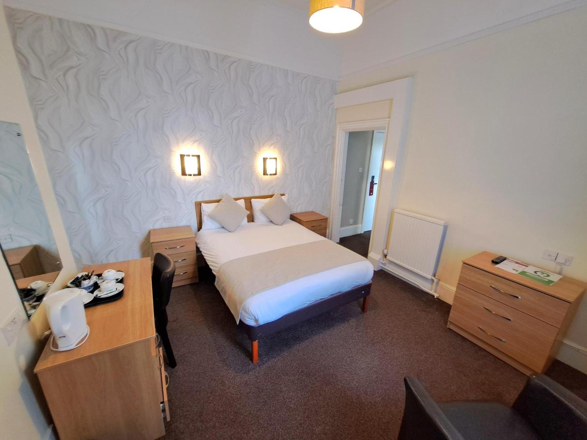 Double Room,1616871599:JPEG