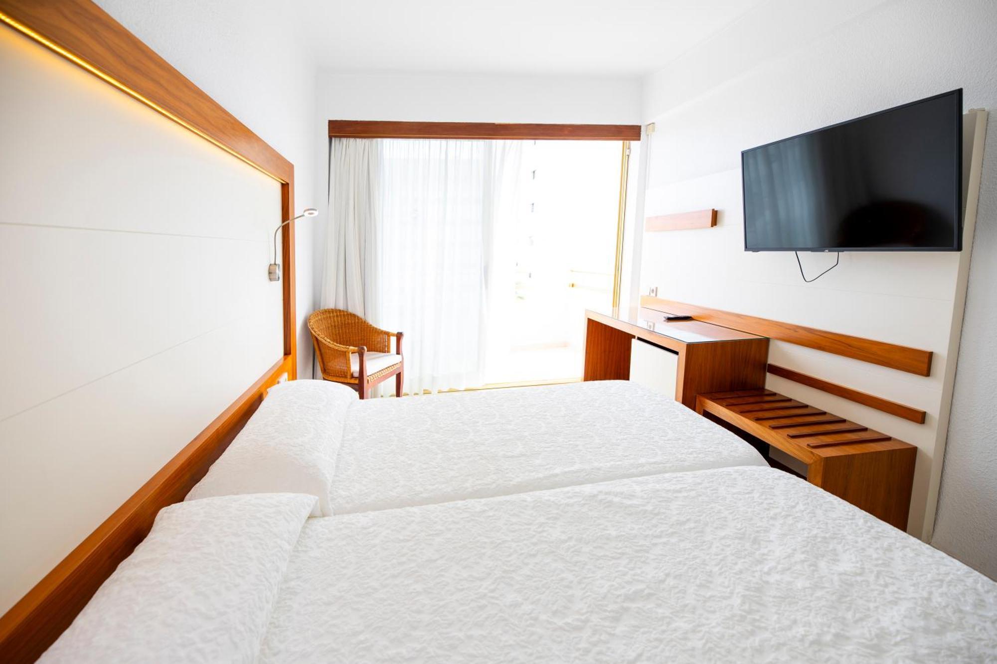 Economy Double or Twin Room,1245257899:JPEG