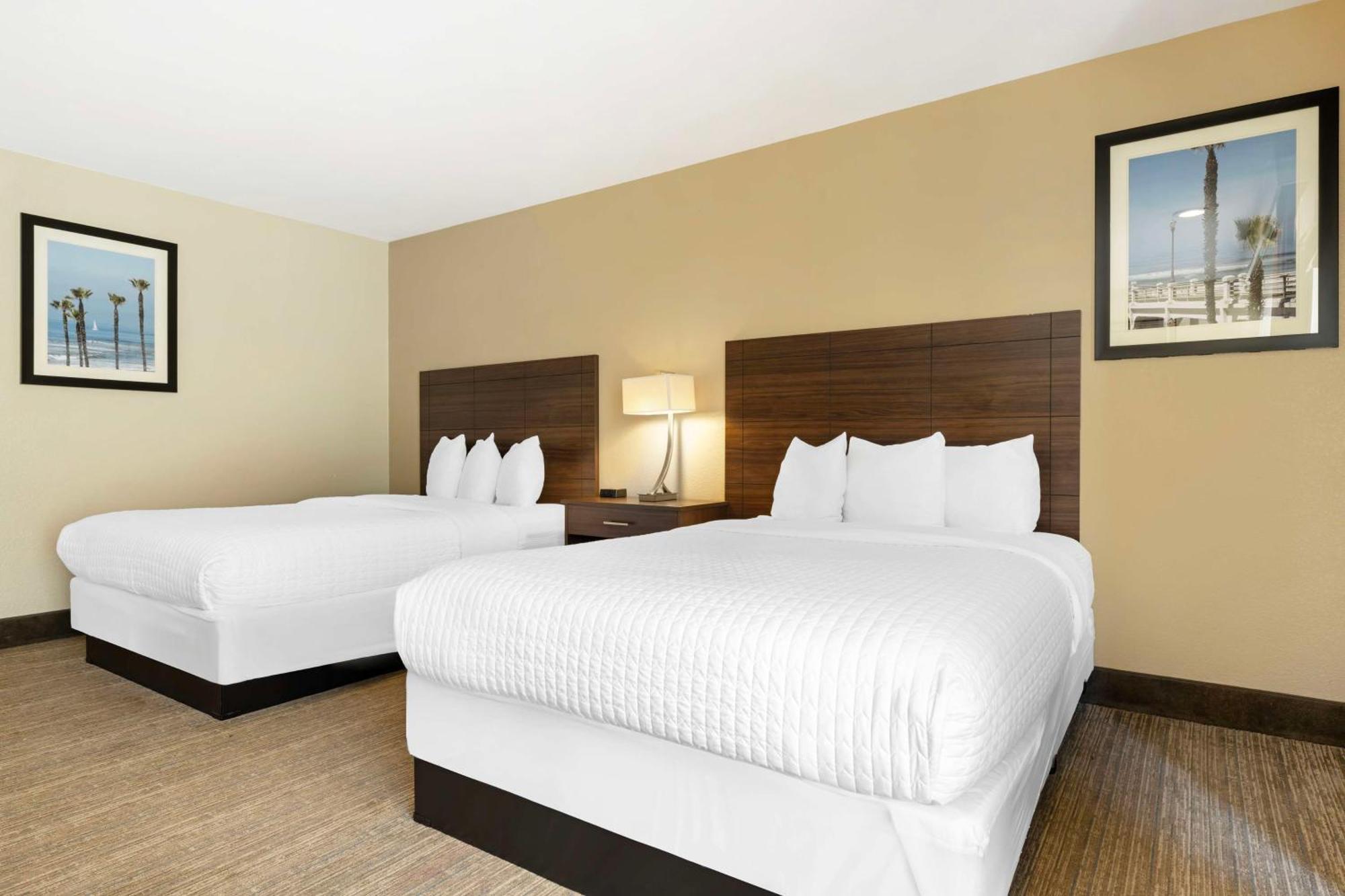 Großes Zimmer mit 2 Queensize-Betten – Nichtraucher