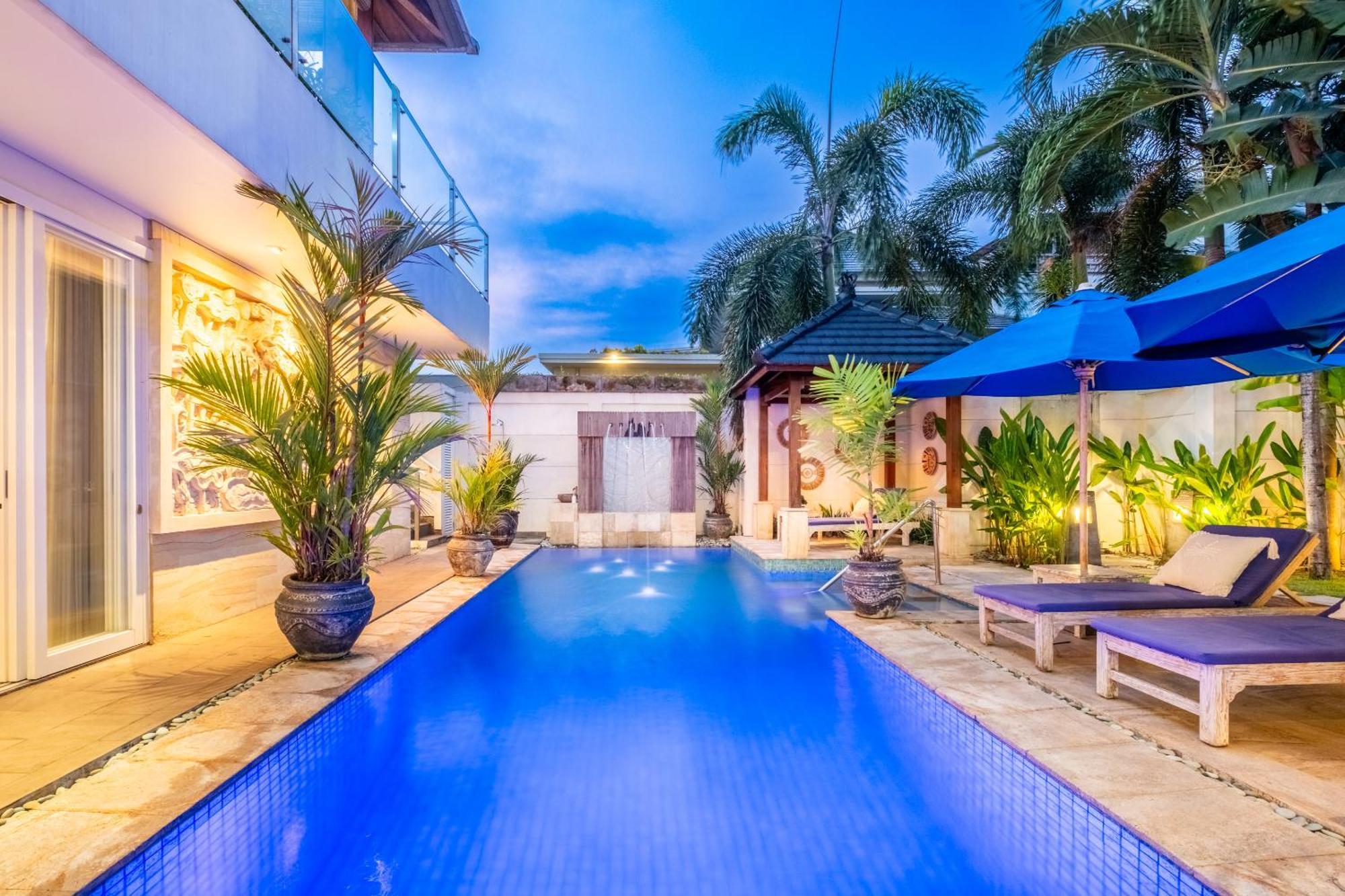 Four Bedroom Luxury Pool Villa - Jejas with Fully Equipped Kitchenette