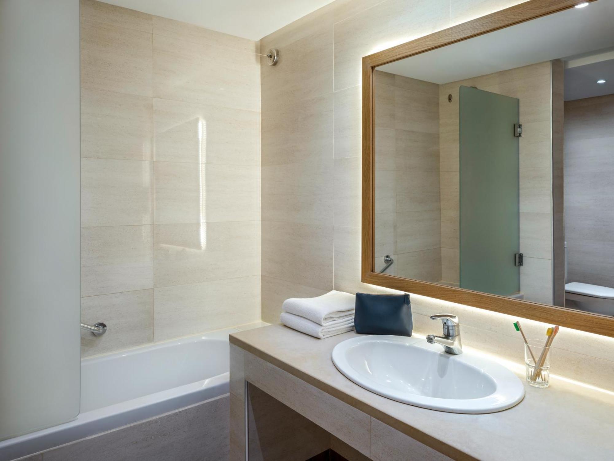 Habitación Doble Deluxe con acceso a la piscina - 1 o 2 camas