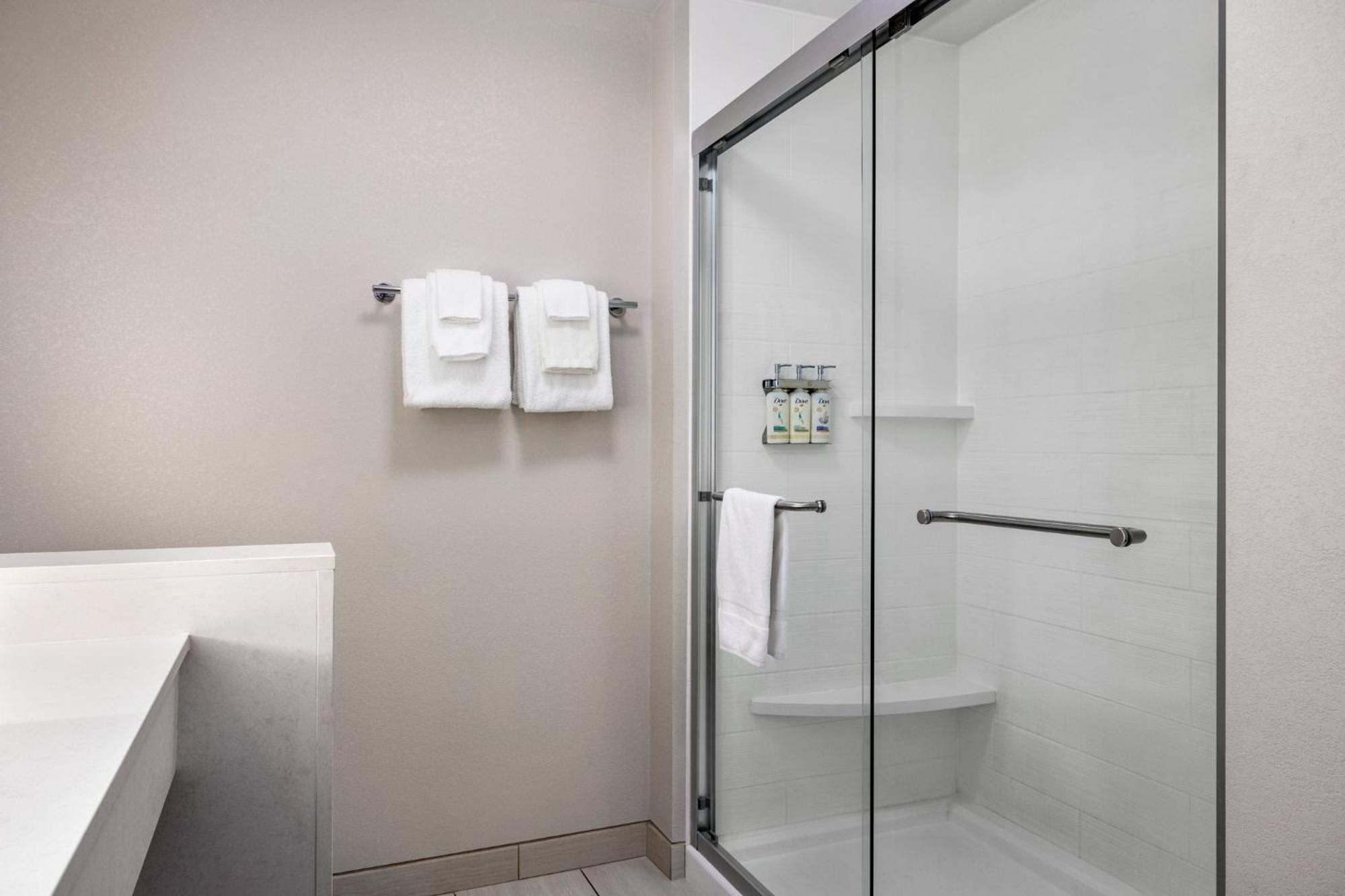 Standard Room Two Queen Beds Standalone Shower