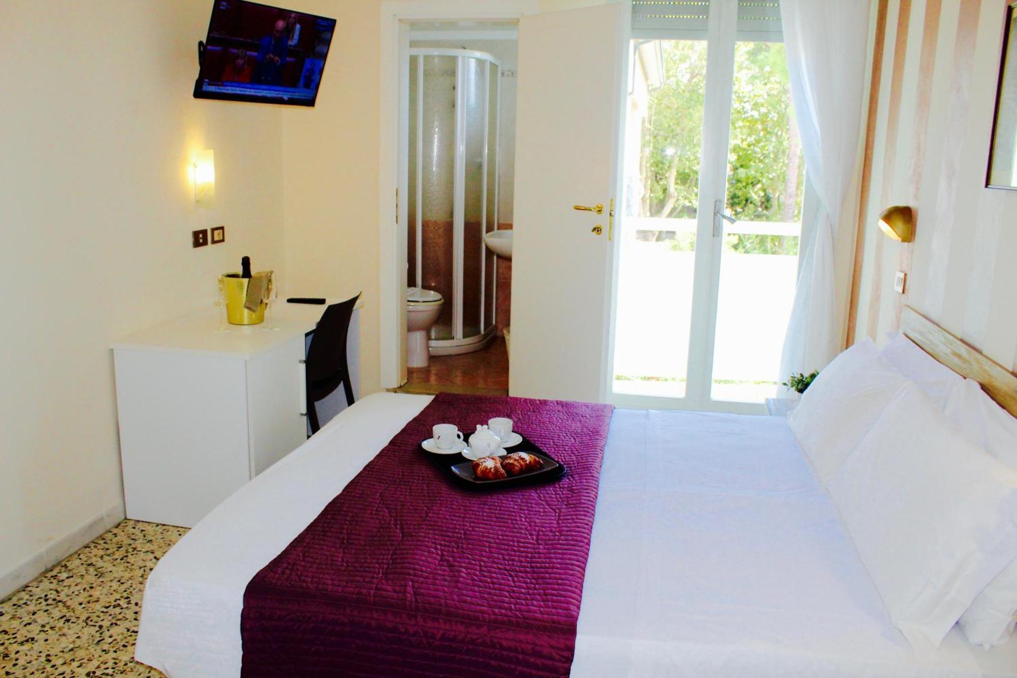 Double Room,1618601899:JPEG