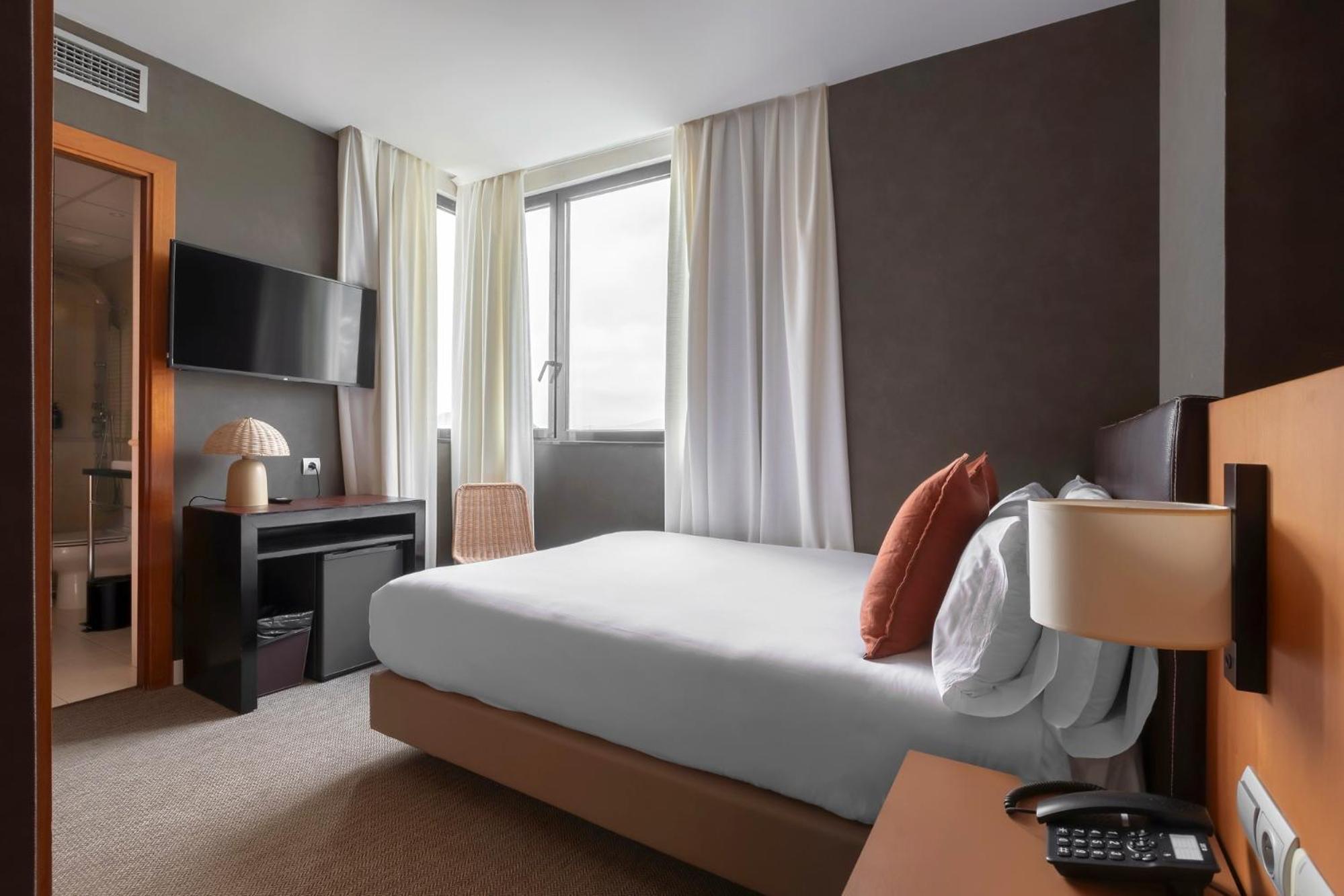 Superior Single Room,1618819105:JPEG