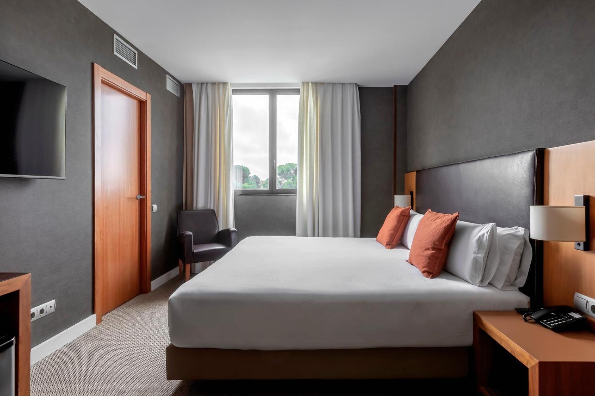 Standard Double Room,1618819115:JPEG
