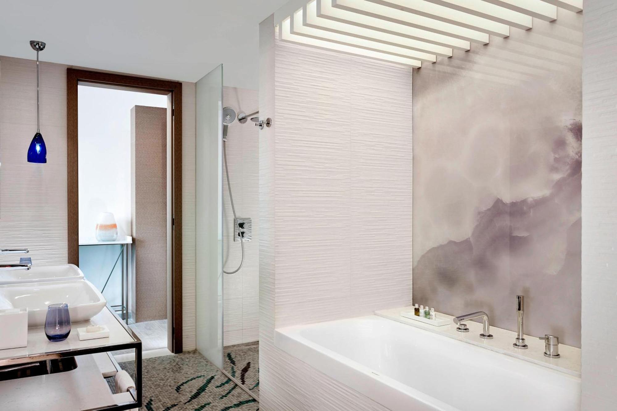 Sunset Room Larger Guest room 1 King Sea view Balcony