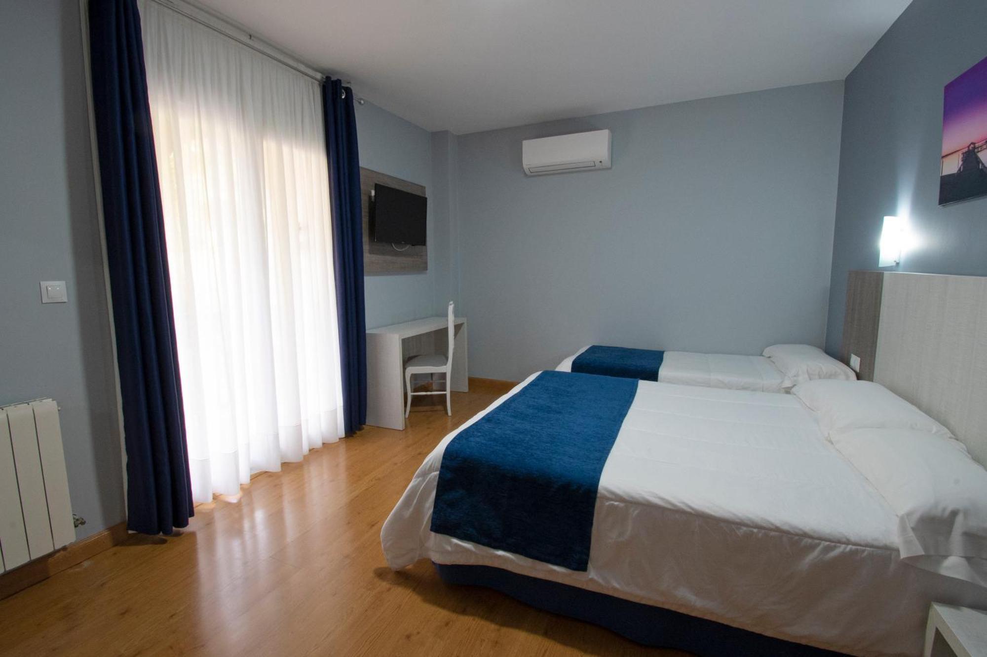 Triple Room,1619758952:JPEG