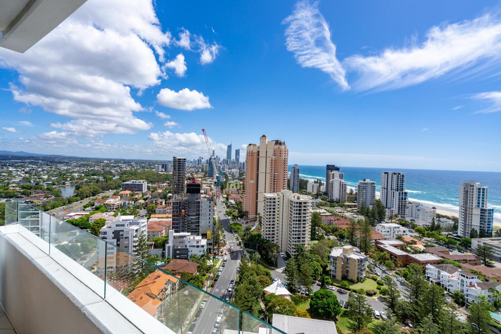 3 Bedroom Sub Penthouse Ocean Views