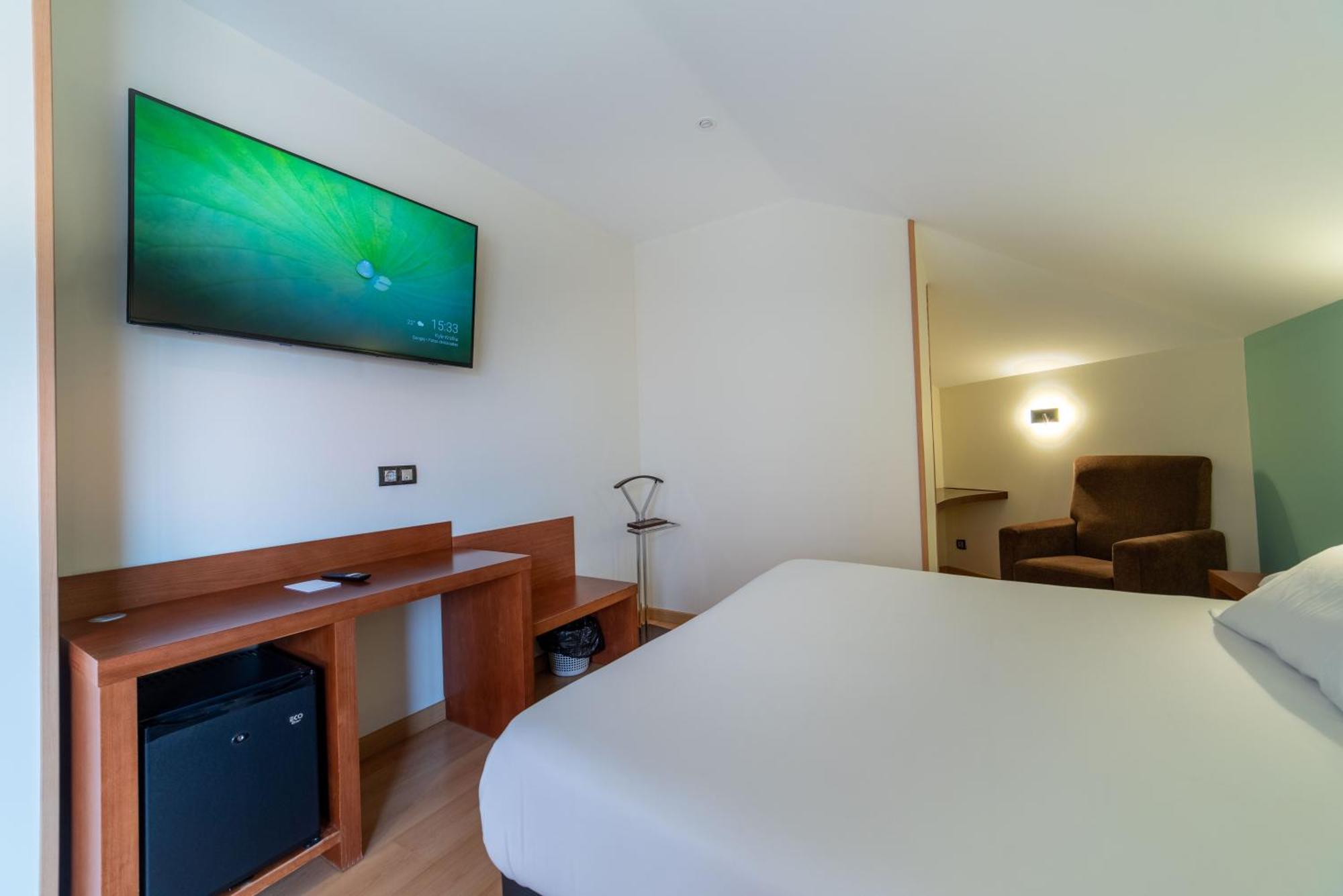 Suite Sea View,1621407729:JPEG