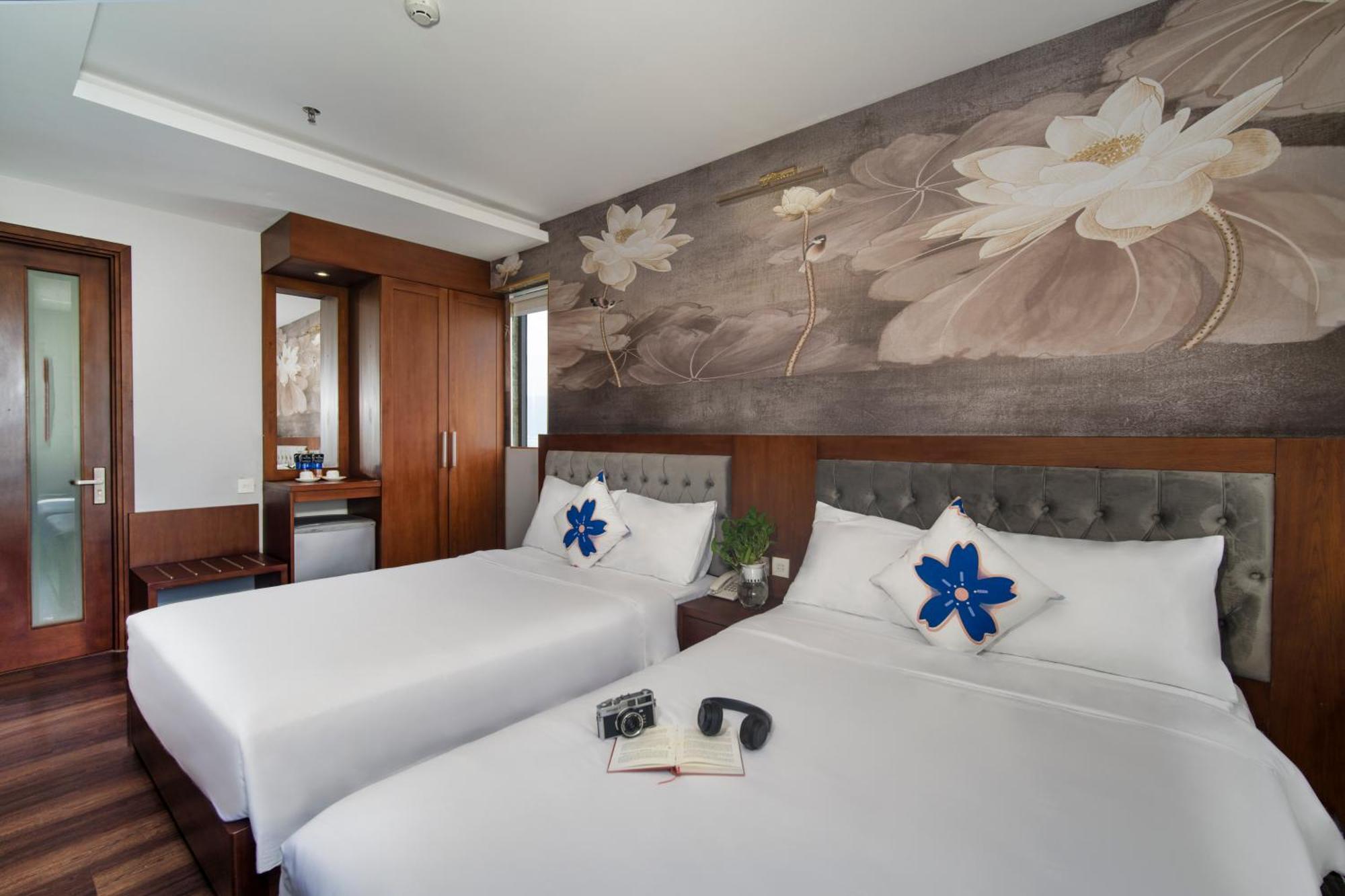 Deluxe Twin Room with Sea View