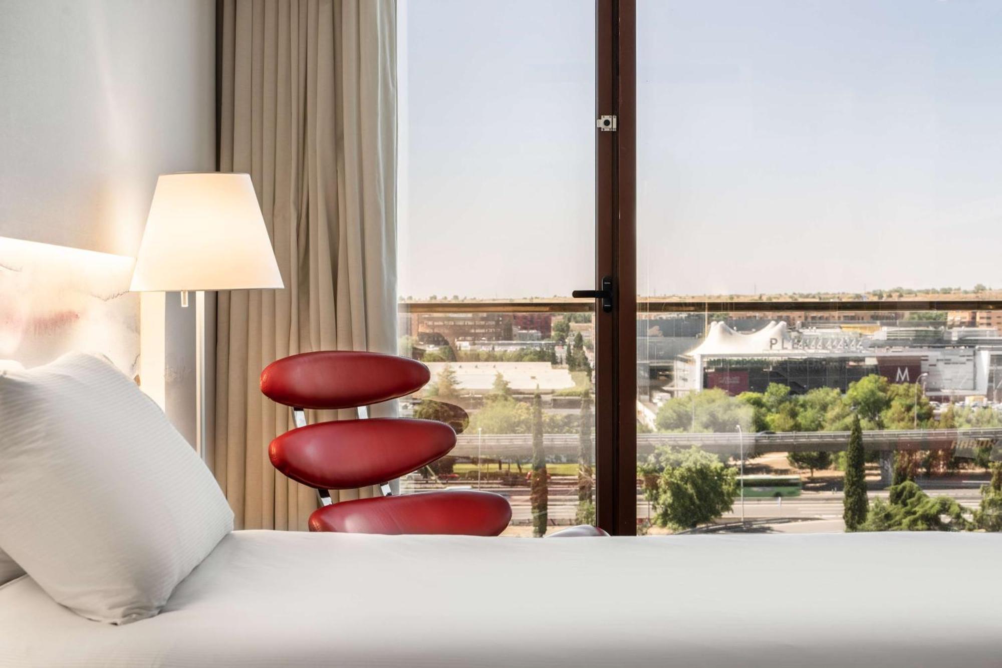 King Room Skyline View