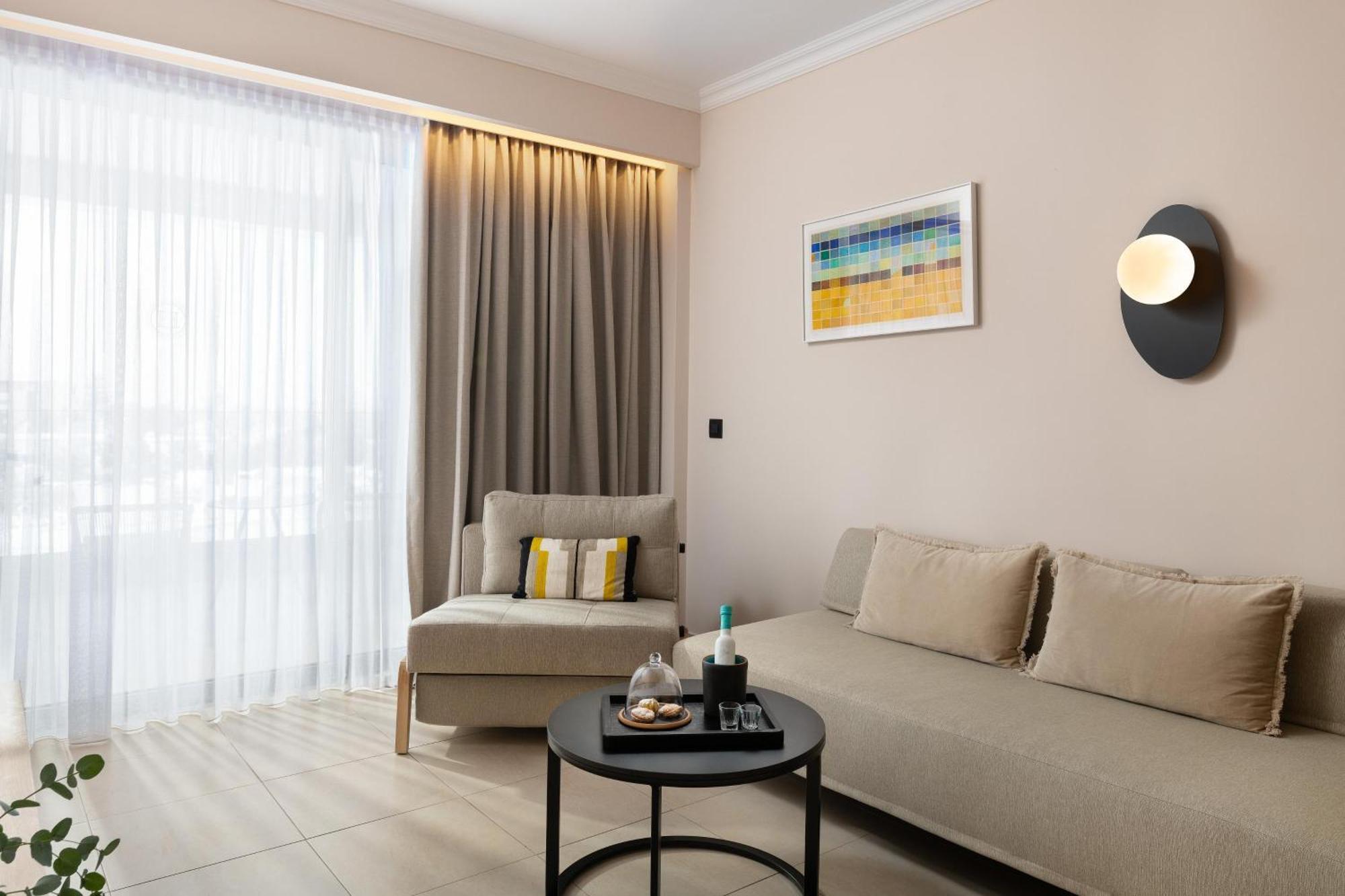 Junior Suite,1623645778:JPEG