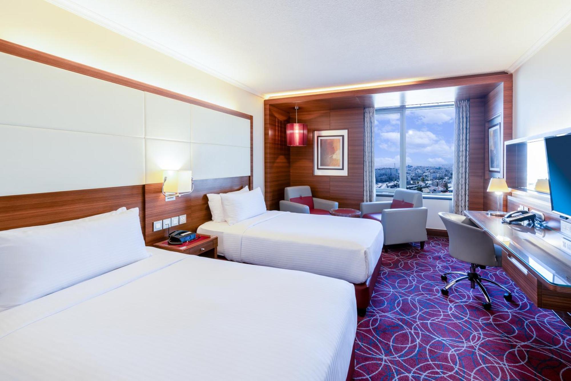 Premium Twin Room with City View - Smoking