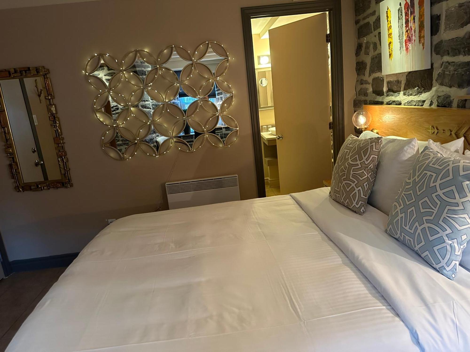 Superior Room Stone Wall