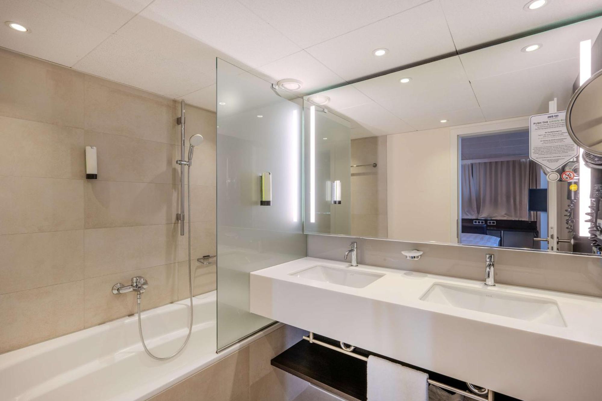 Junior Suite,1627929993:JPEG