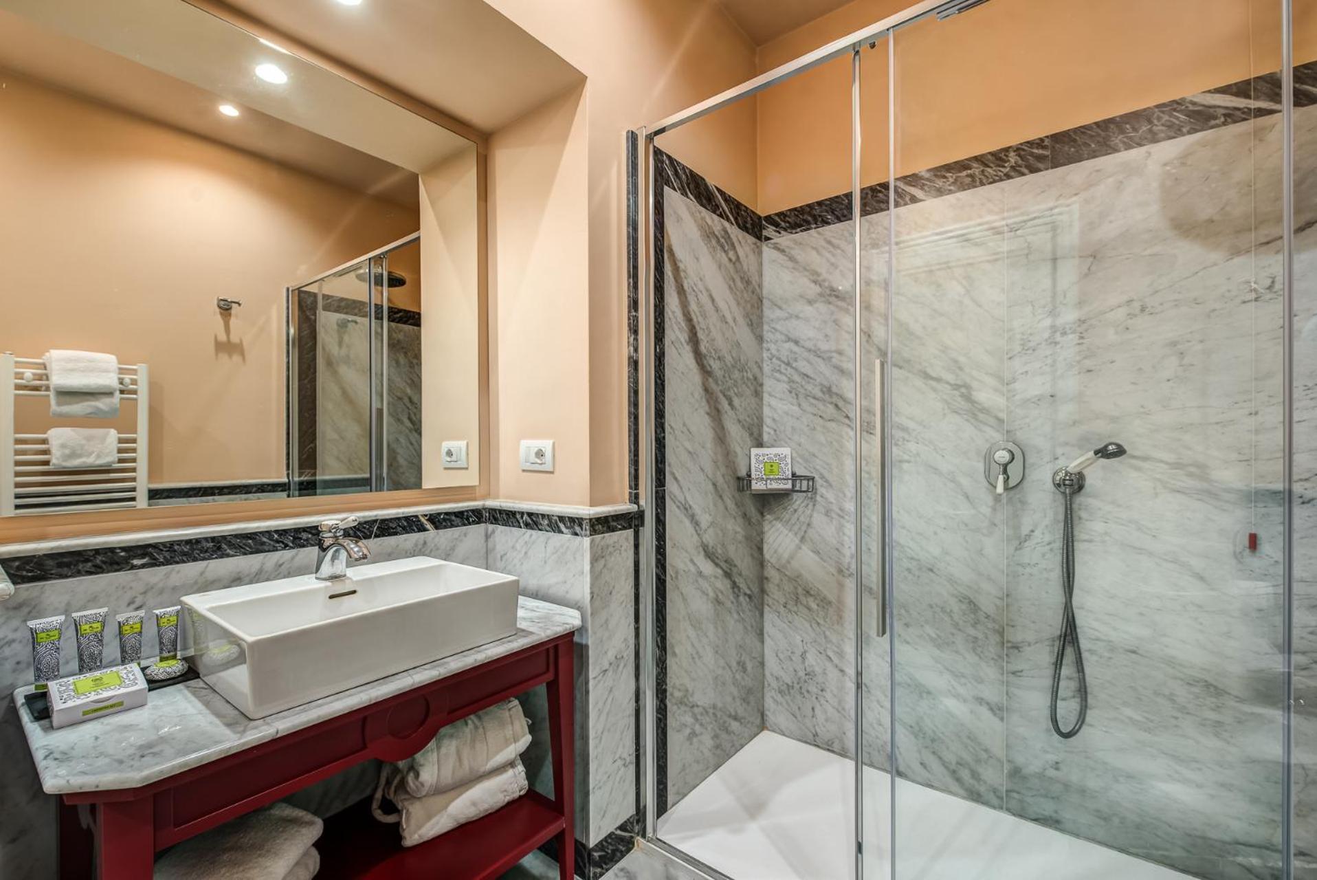 Suite Junior con terraza y vistas al mar