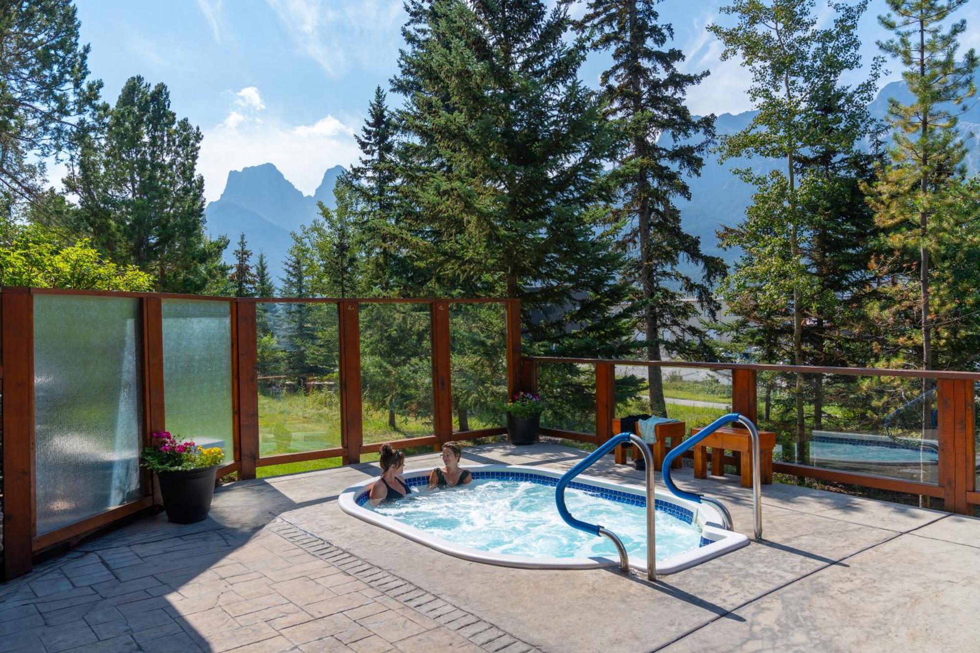Two-Bedroom Suite,1627932851:JPEG