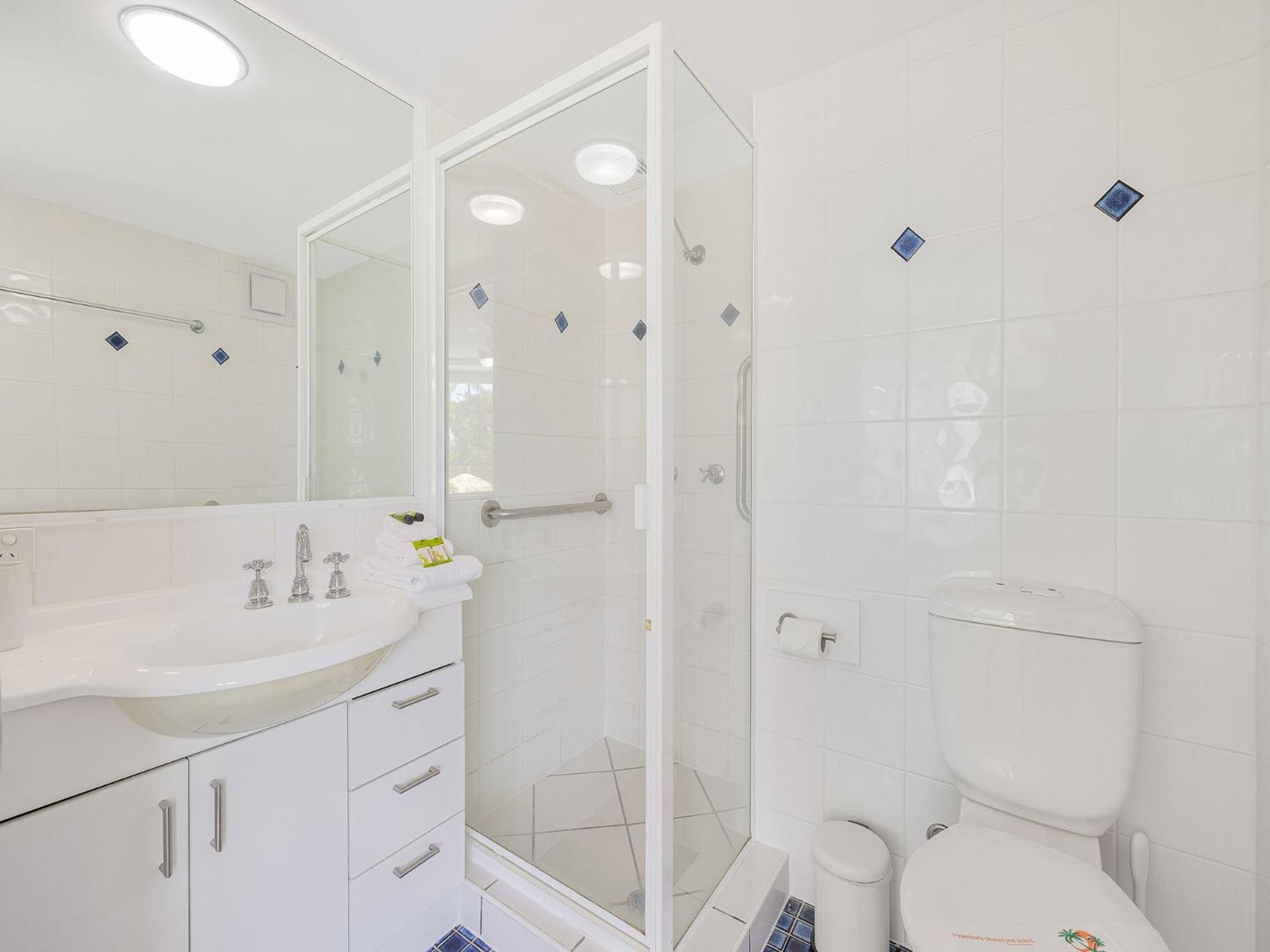 Two-Bedroom Apartment Garden or Pool View
