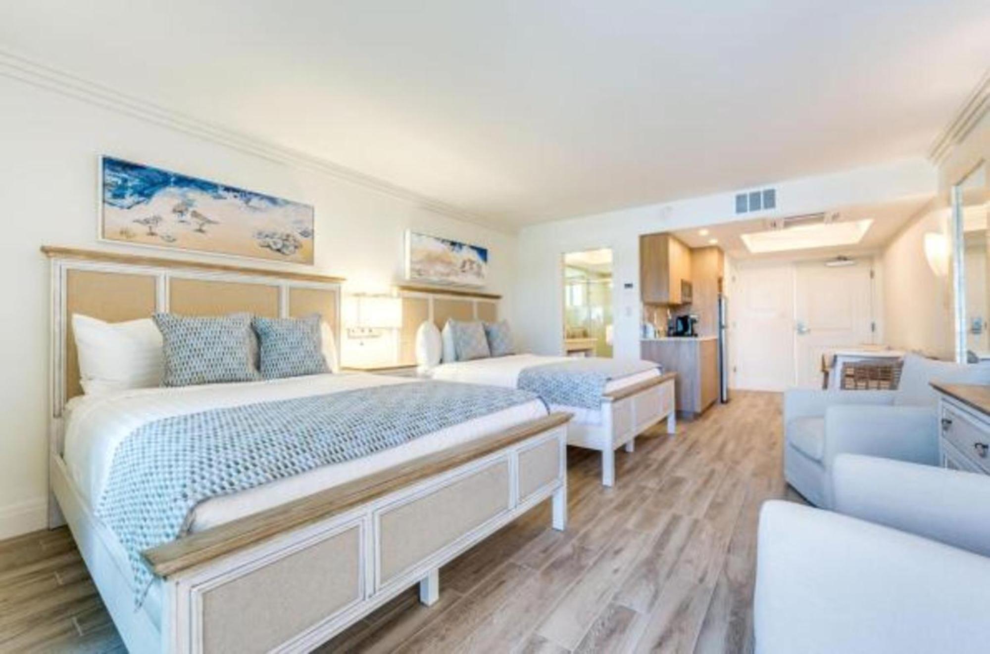 Gulf Front First Floor Two Queen