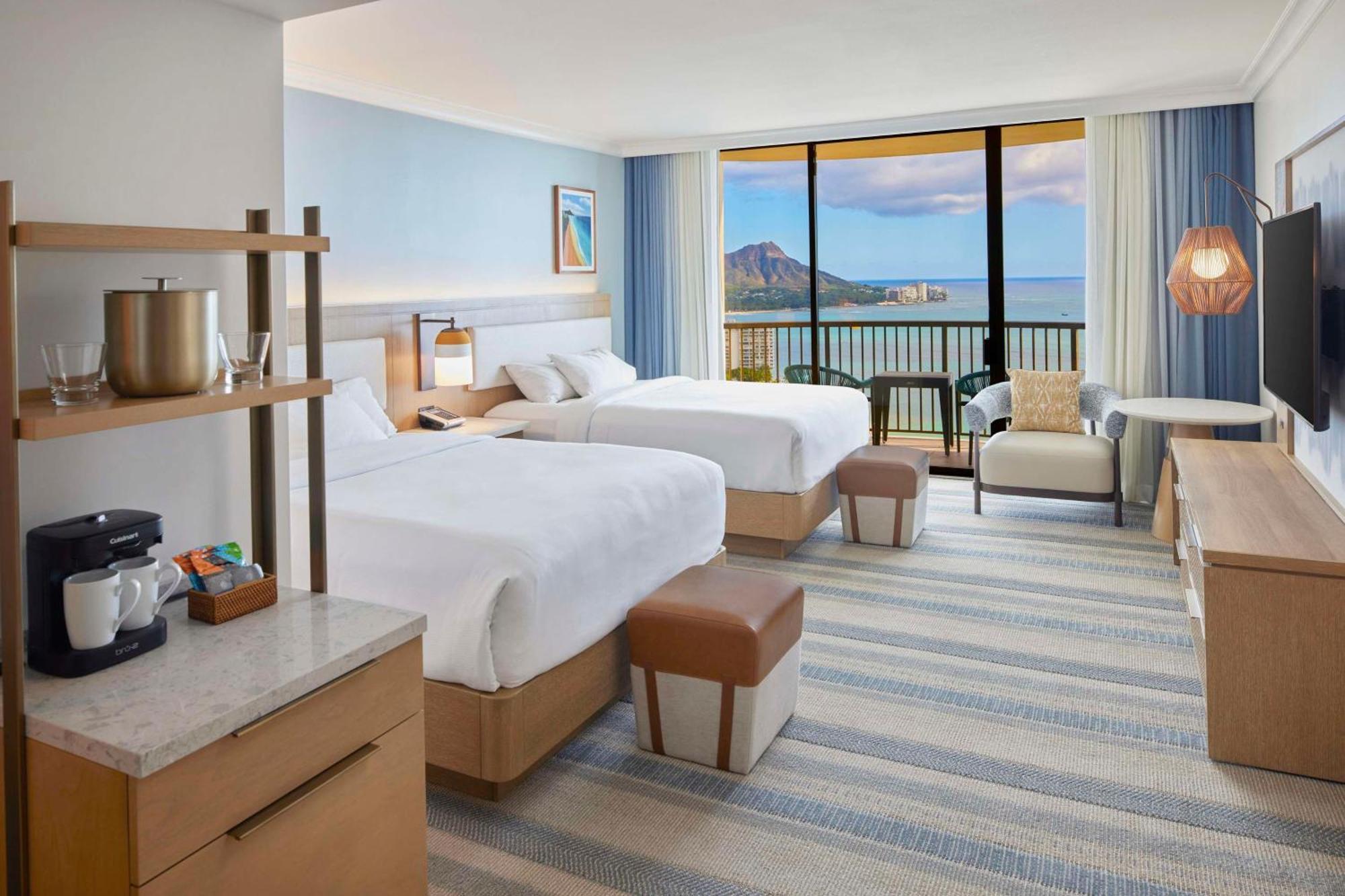 Queen Room Two Queen Beds Ocean Front View Hearing Accessible,1629392556:JPEG