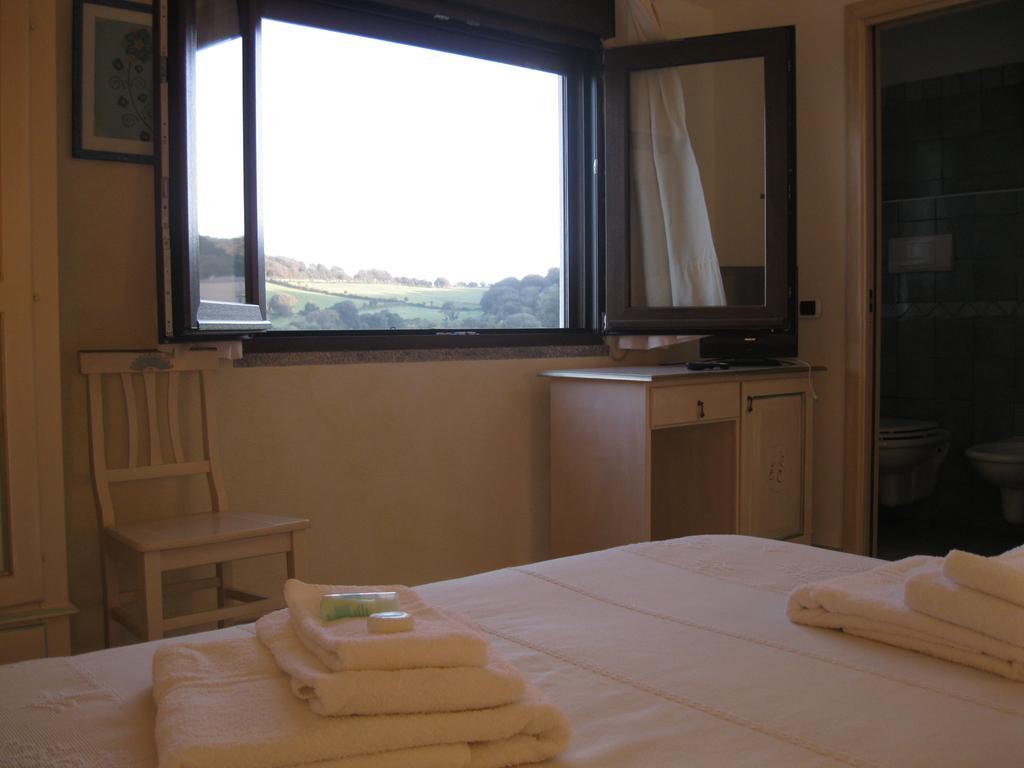 Camera Tripla con Vista Montagna