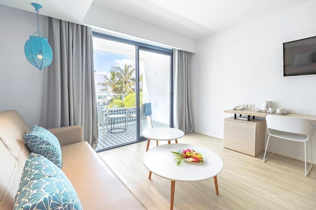 Junior Executive Zimmer