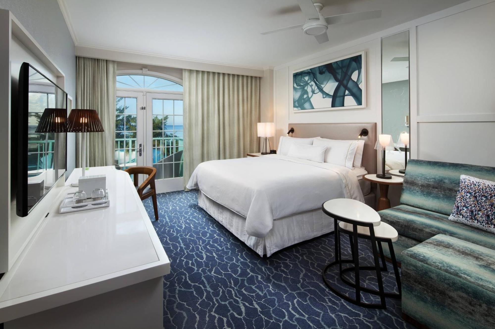 Partial Ocean Guest room 1 King Ocean view