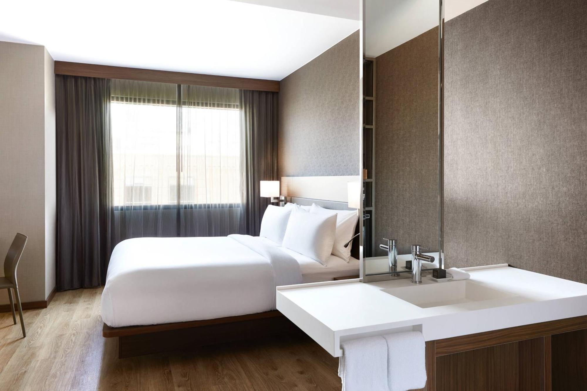 King Room,1692073980:JPEG