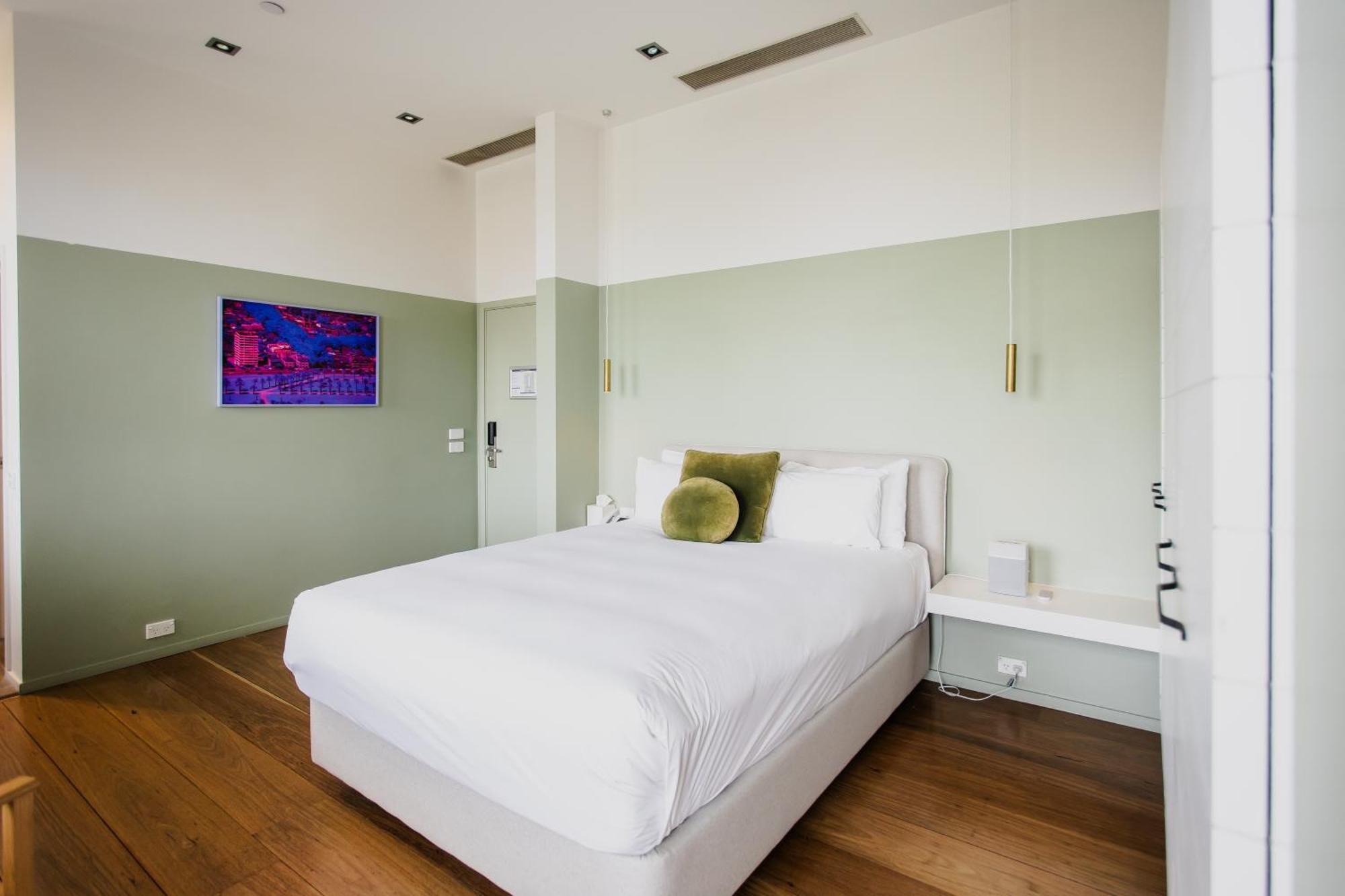 Superior Queen Room