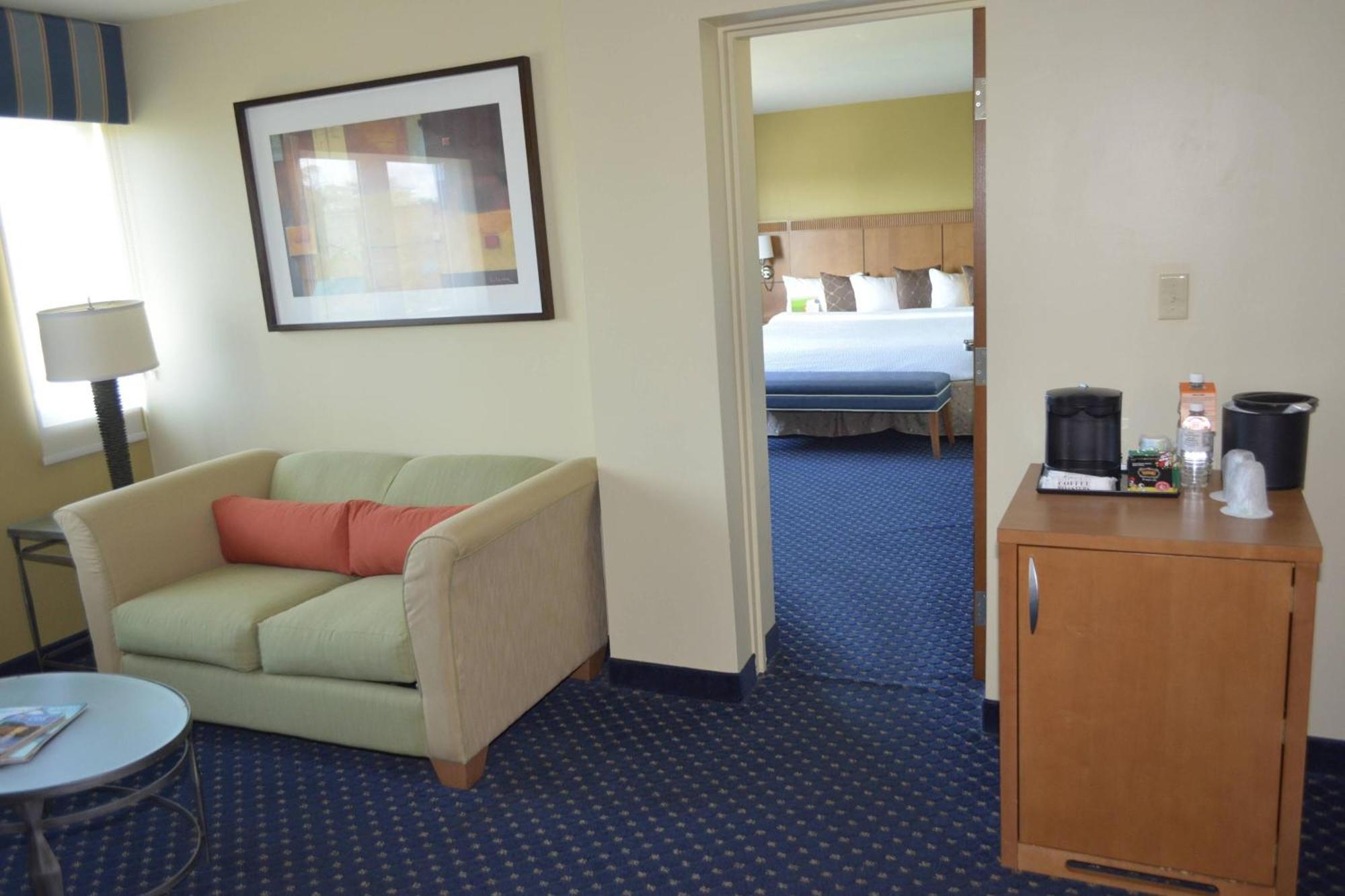 One Bedroom Jr Suite King Bed