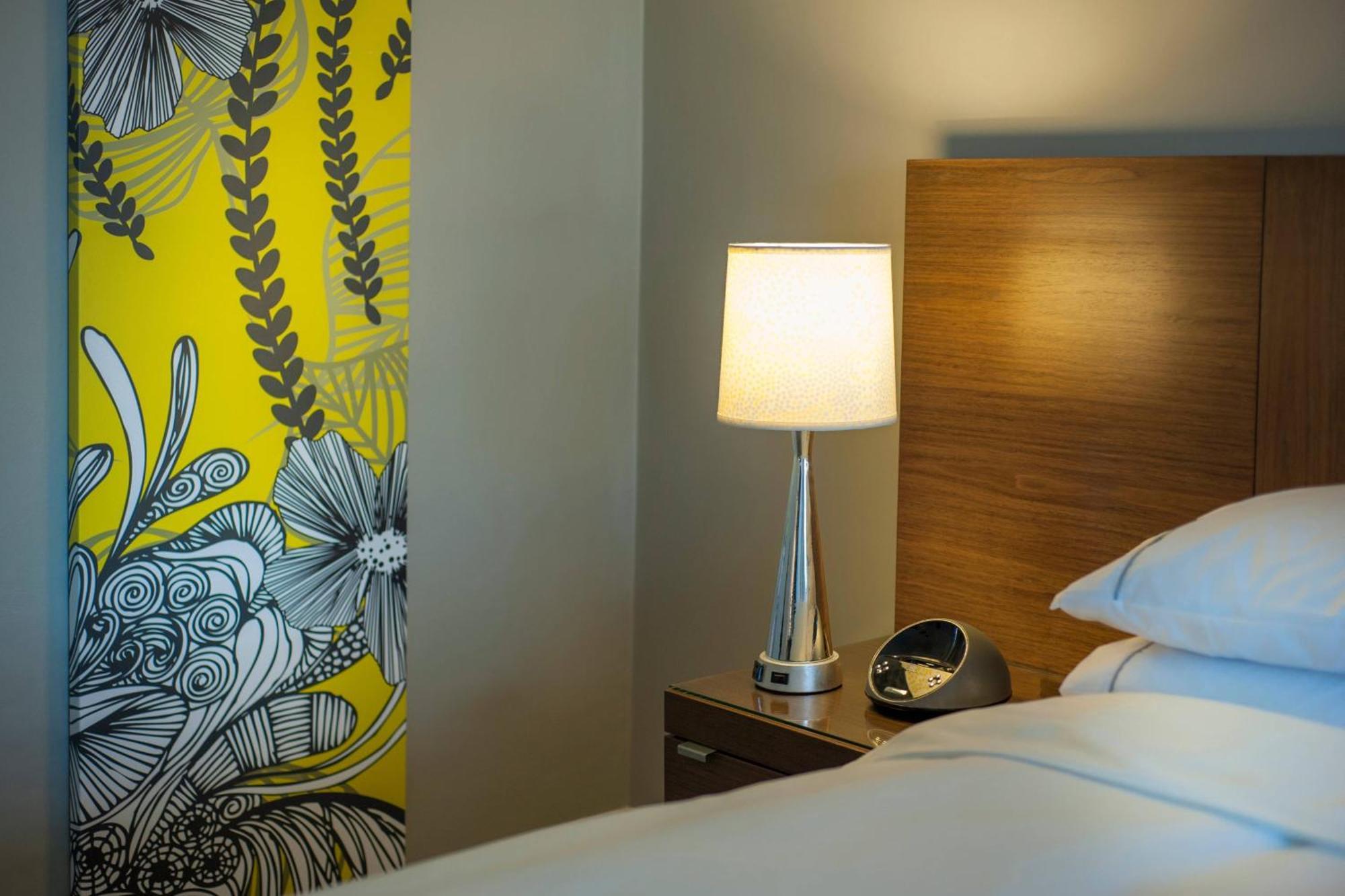 Chambre Lit King-Size - Bâtiment du Jardin