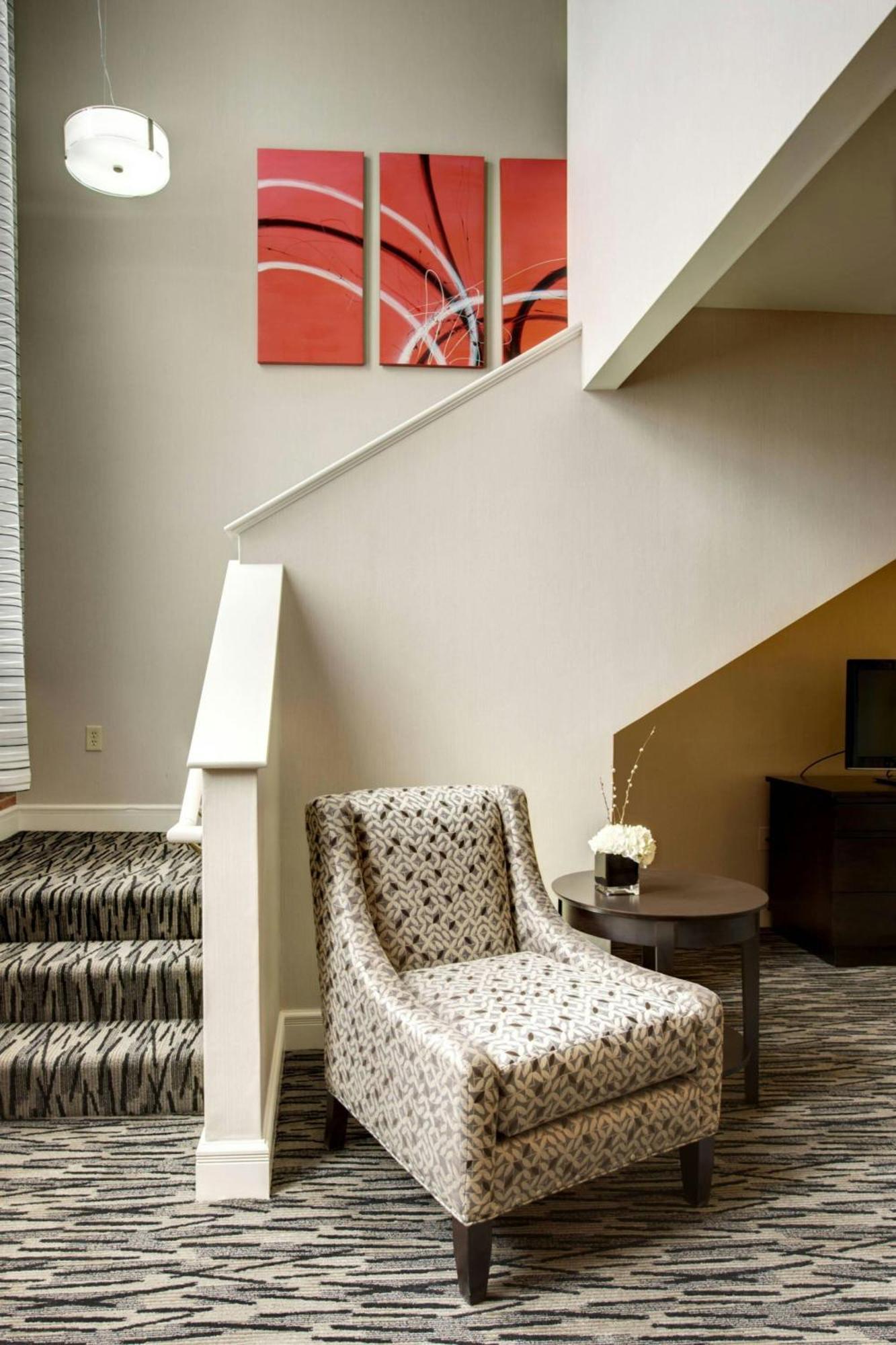 King Loft with Sofa Bed