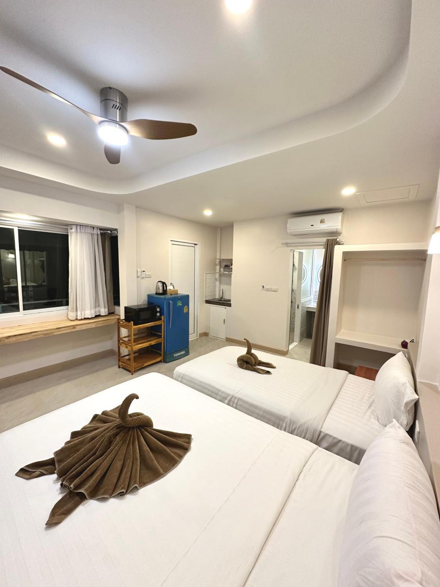Triple Room with Balcony